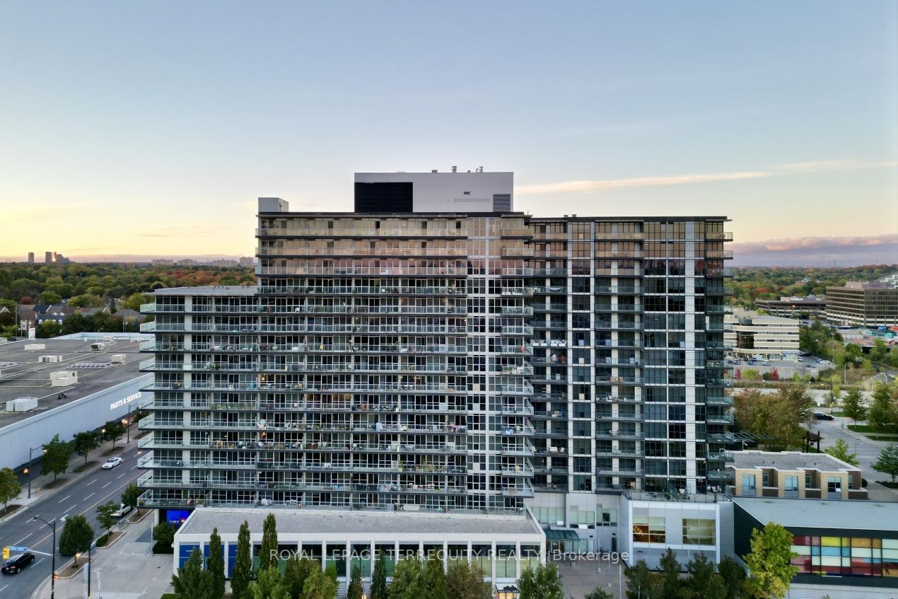 19 Singer Court, #922
