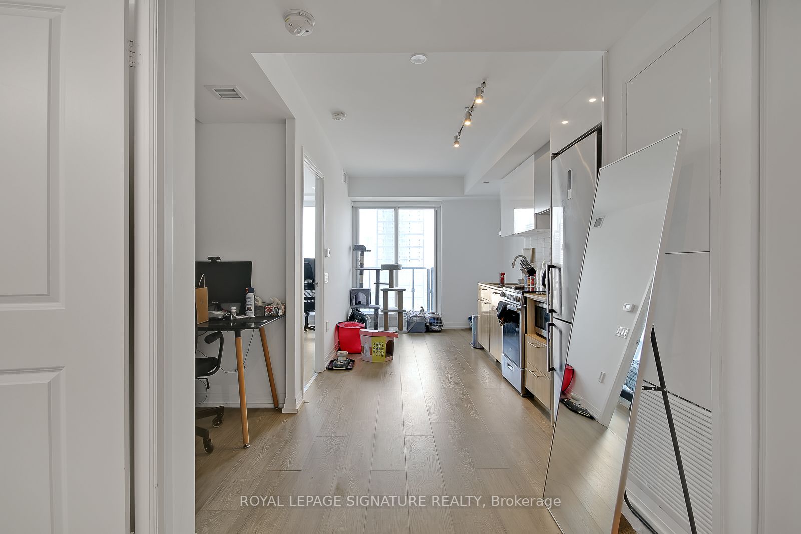 251 Jarvis St, #2812