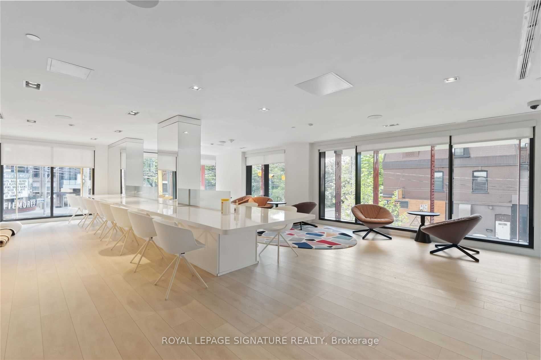 251 Jarvis St, #2812