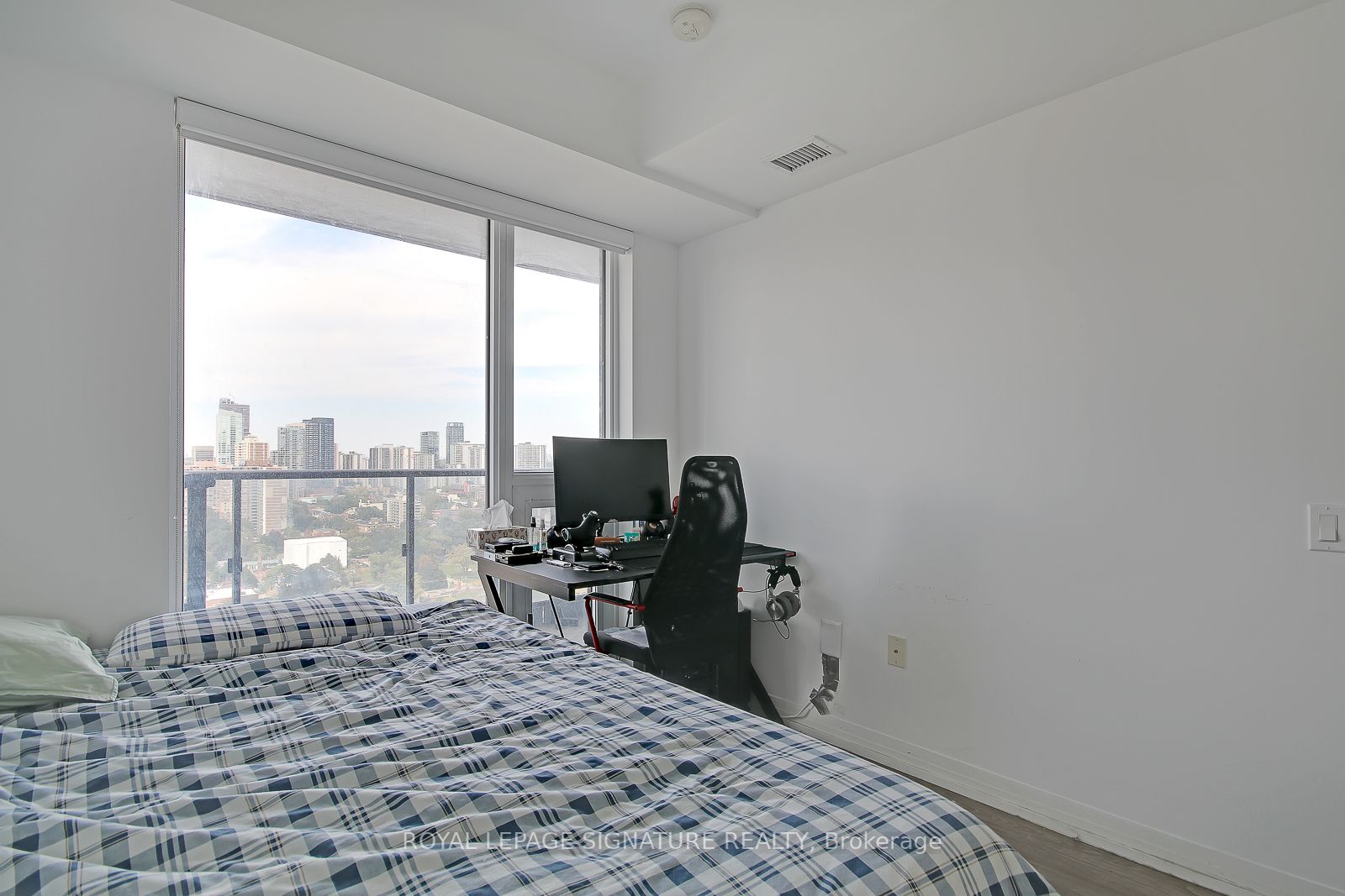 251 Jarvis St, #2812