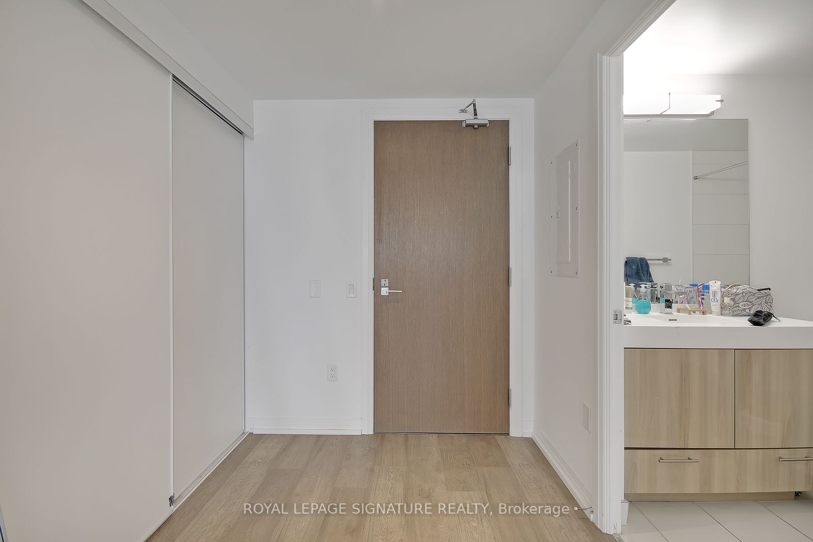 251 Jarvis St, #2812