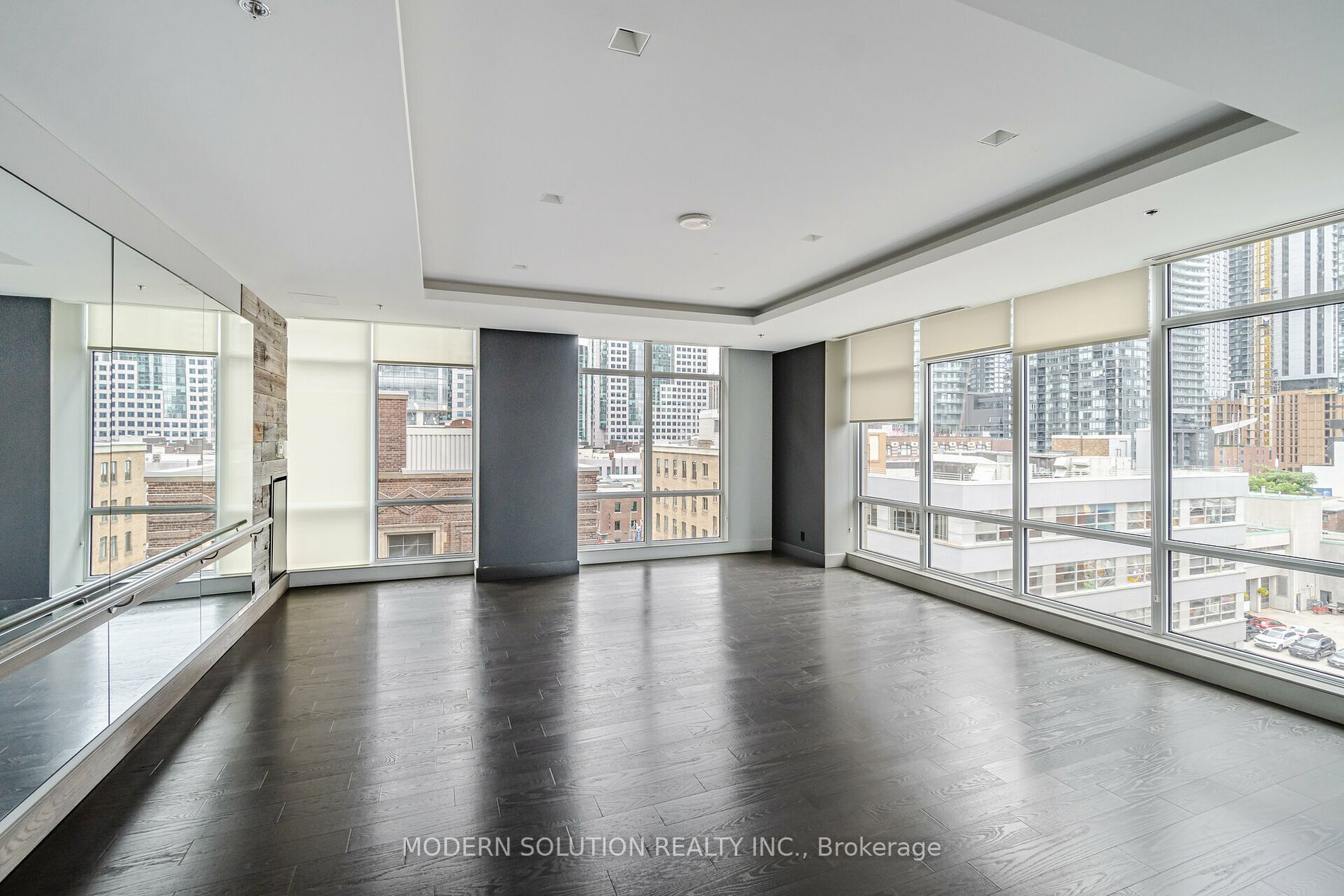 30 Nelson St, #410