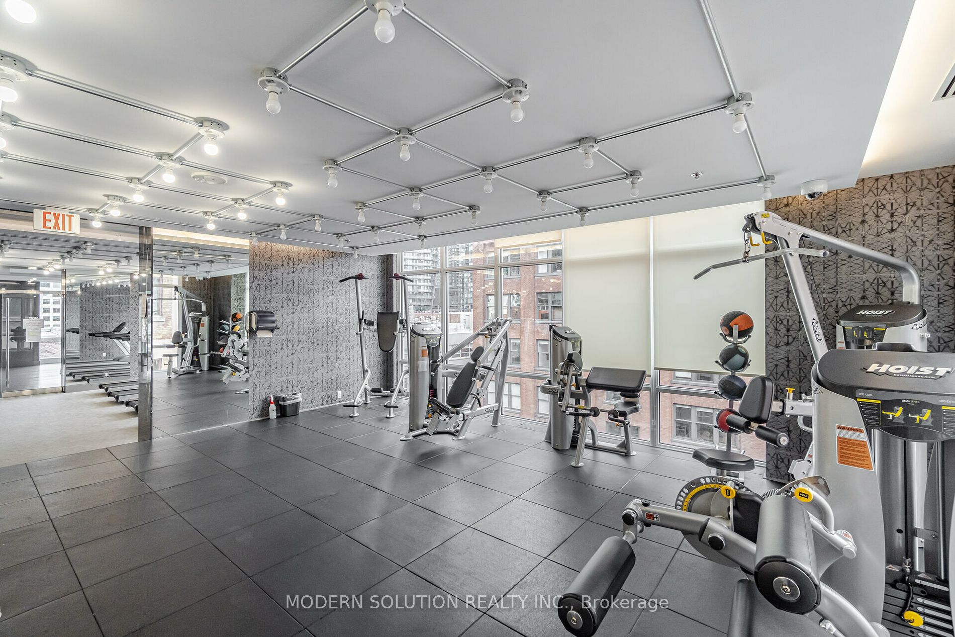 30 Nelson St, #410