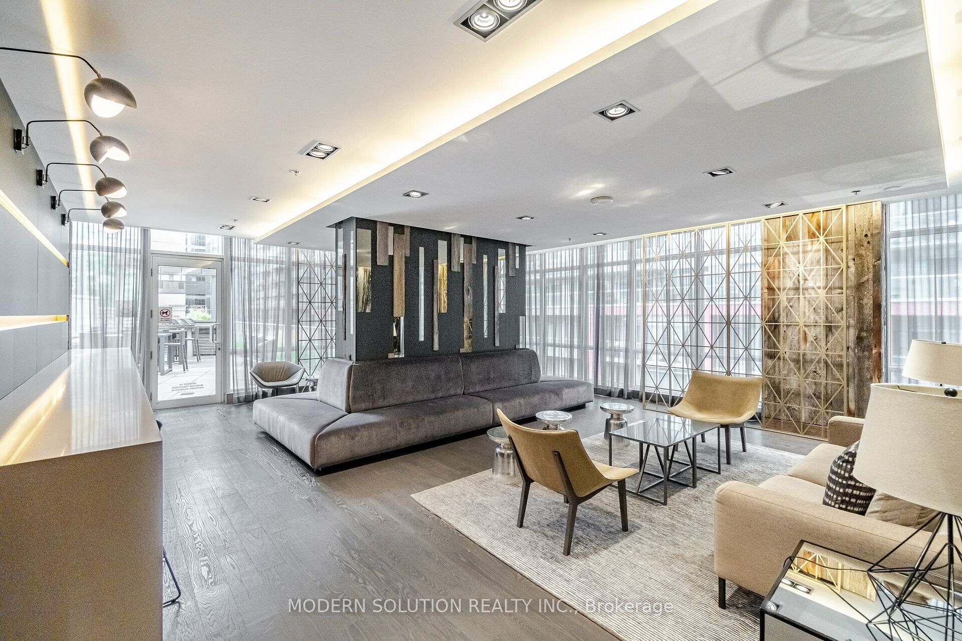 30 Nelson St, #410