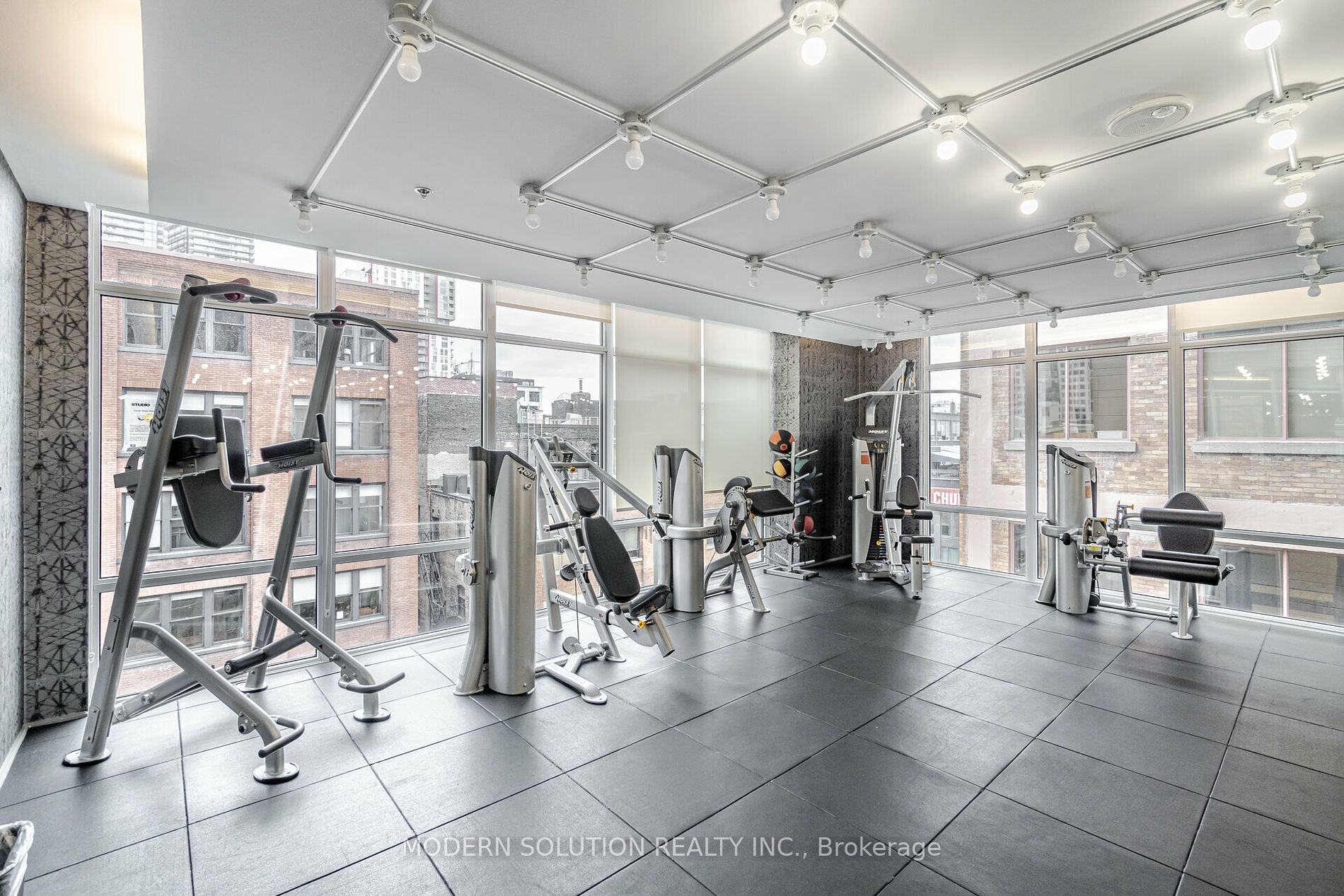 30 Nelson St, #410