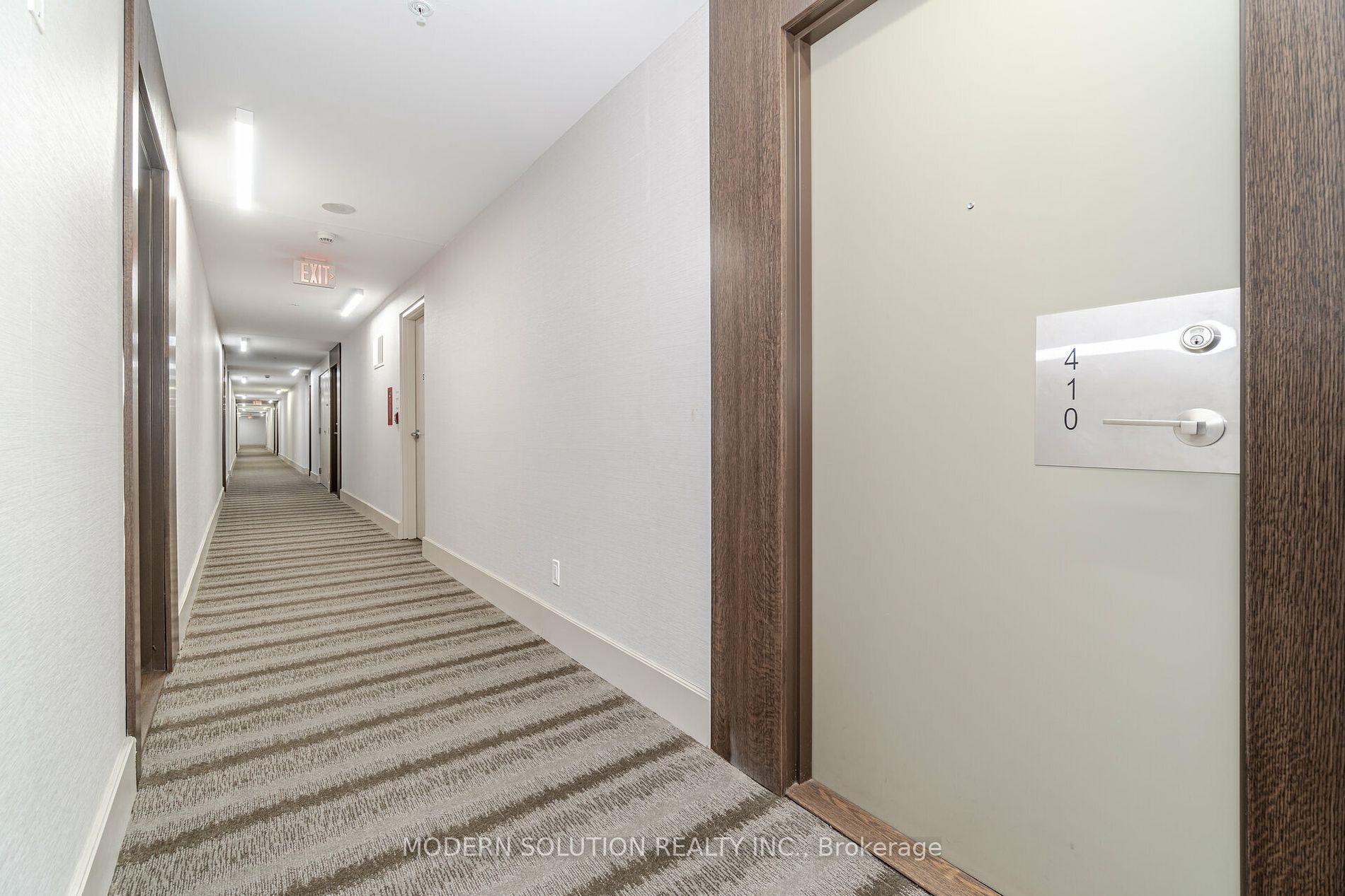 30 Nelson St, #410