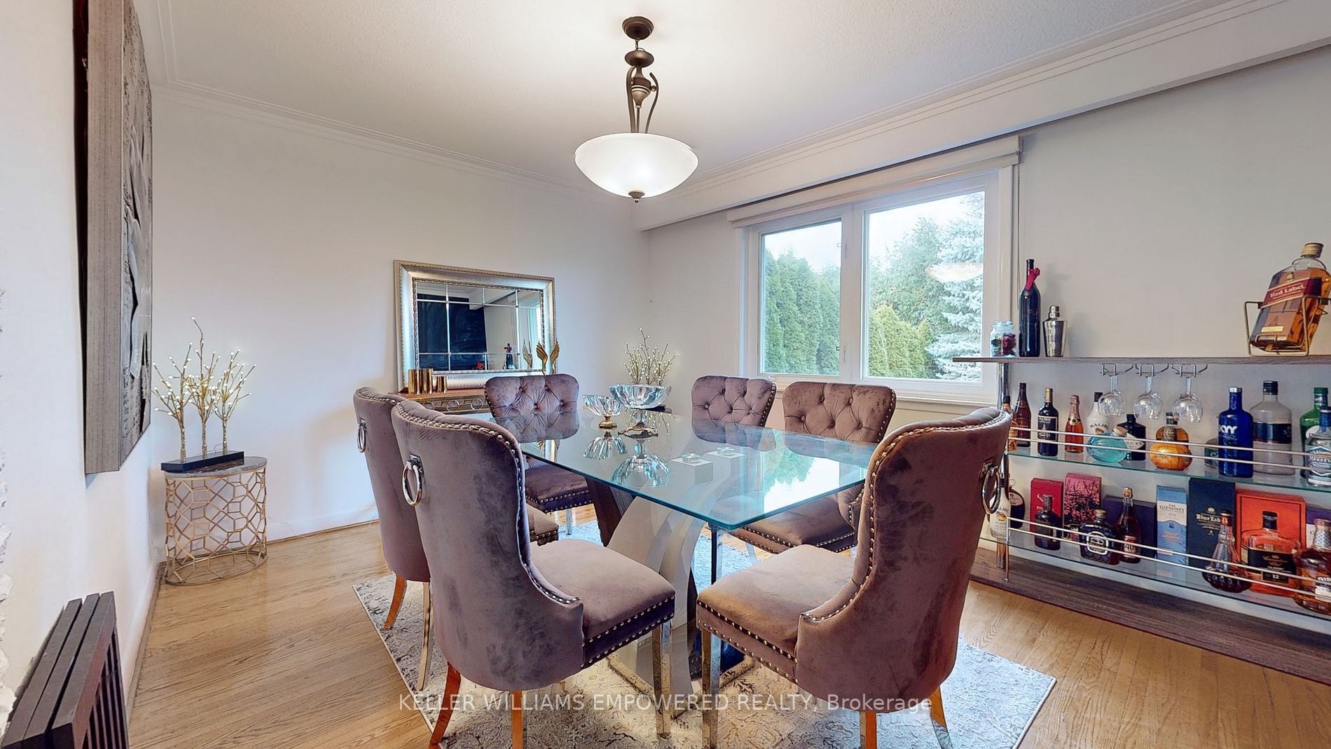 24 Burleigh Heights Dr