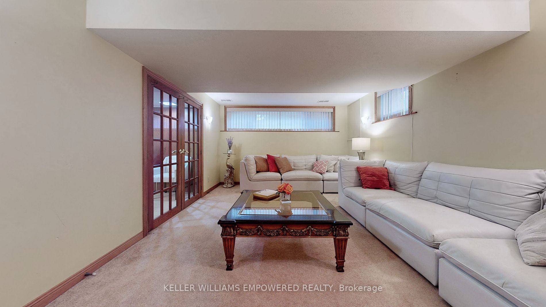 24 Burleigh Heights Dr