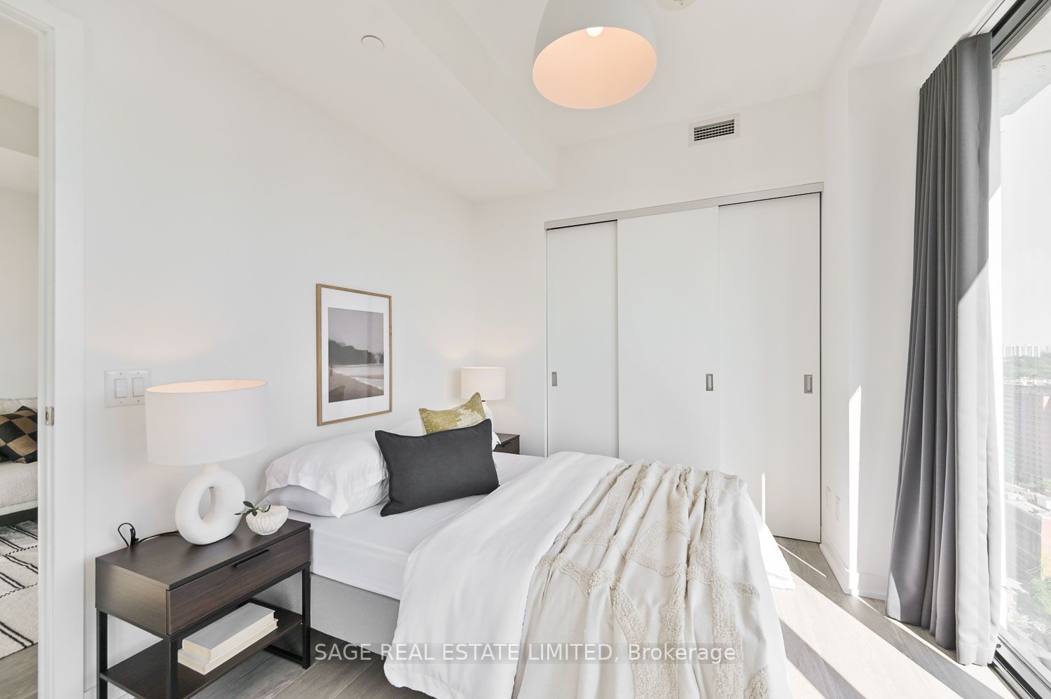 55 Ontario Street, #2104