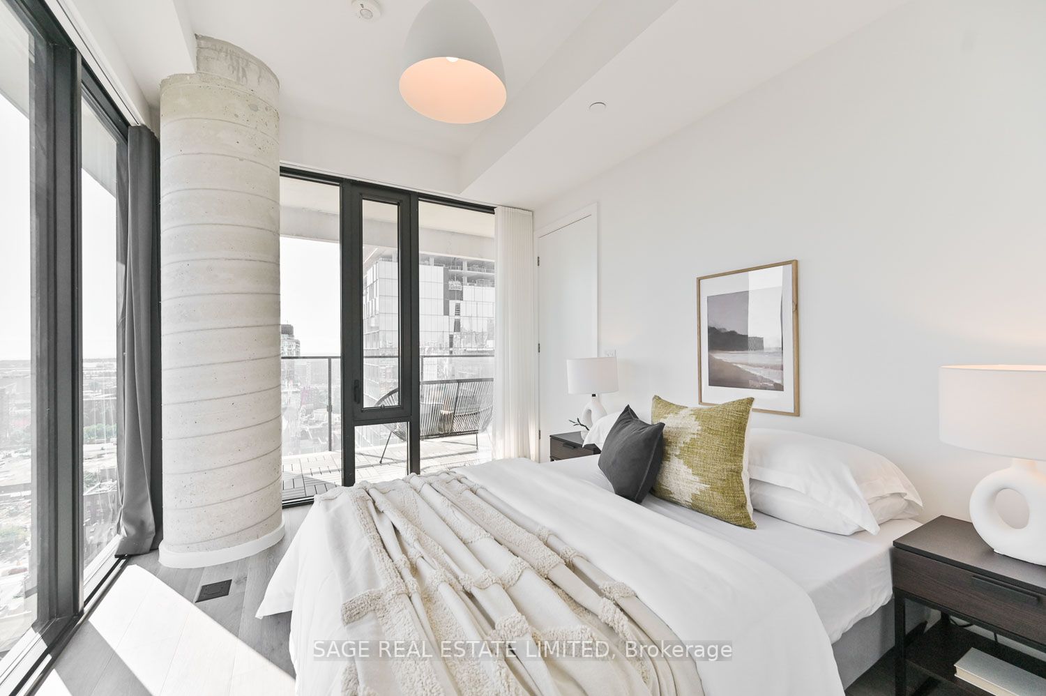 55 Ontario Street, #2104