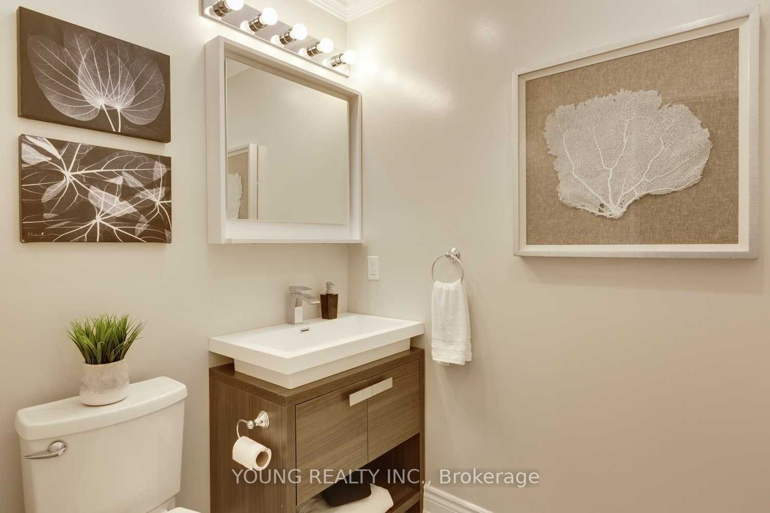 21 Bathford Cres