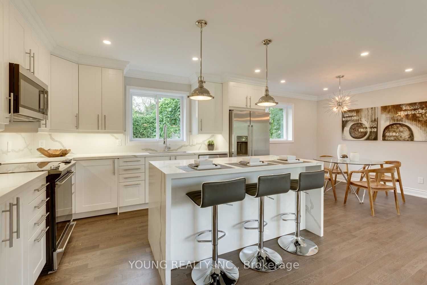 21 Bathford Cres