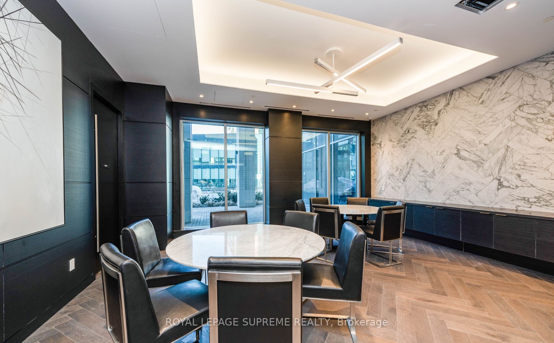 31 Tippett Rd, #547