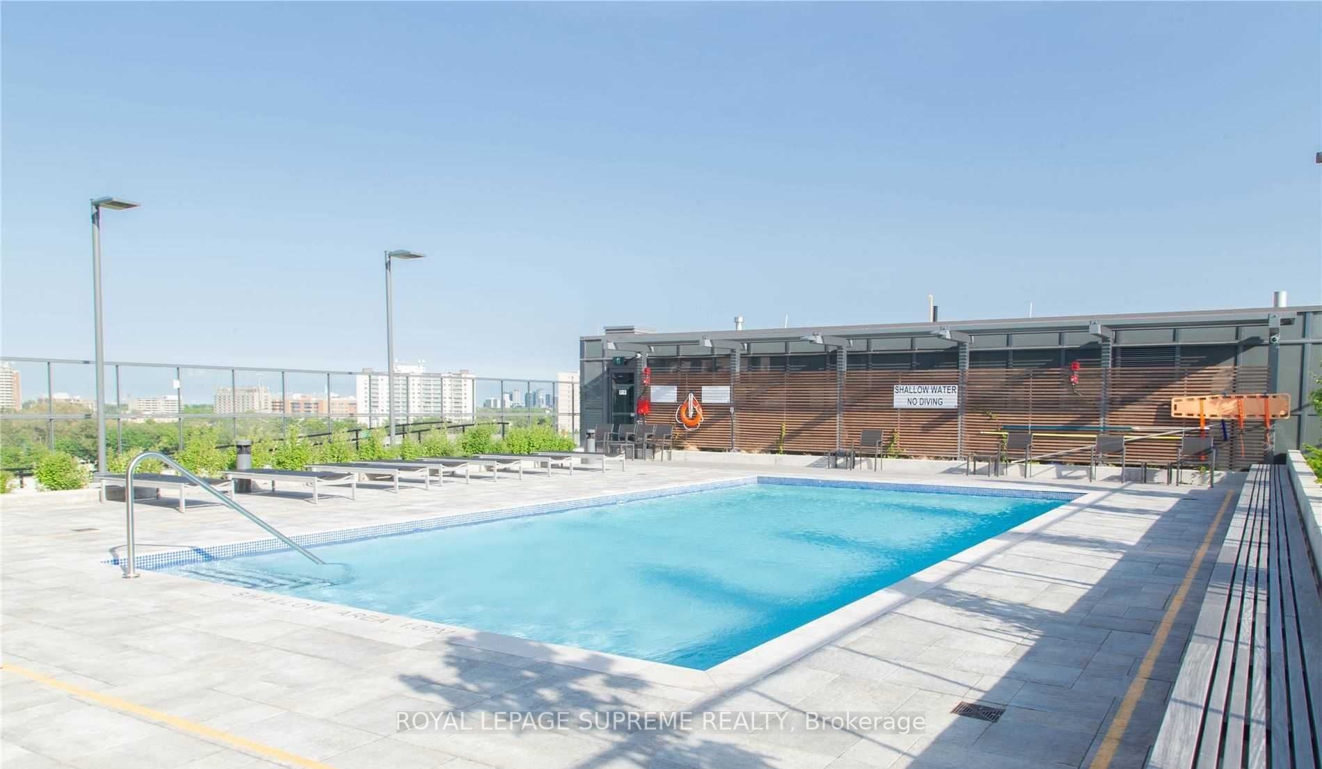 31 Tippett Rd, #547