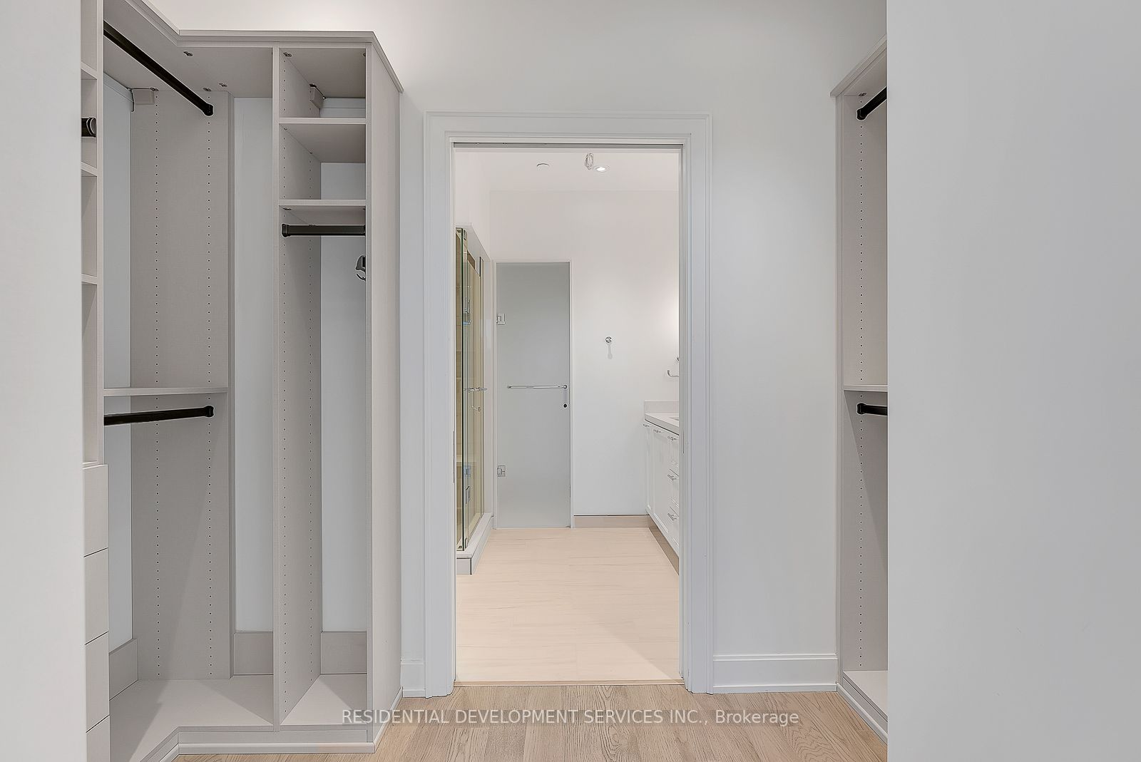 2781 Yonge St, #706
