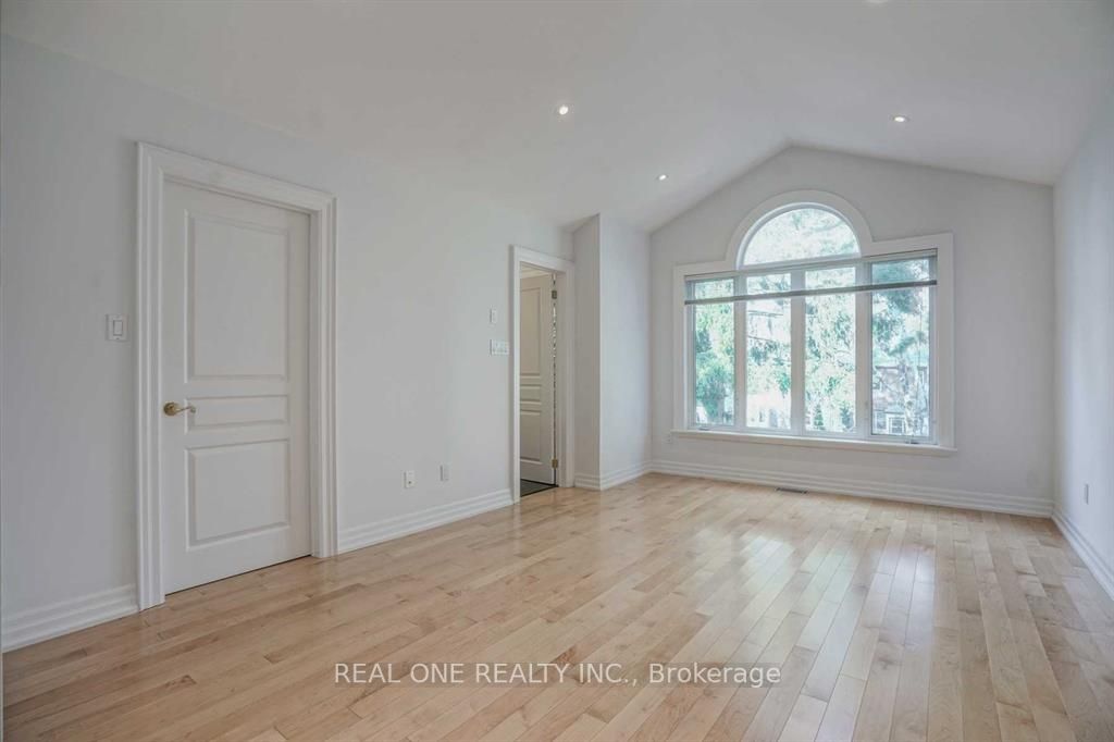 428 Millwood Rd