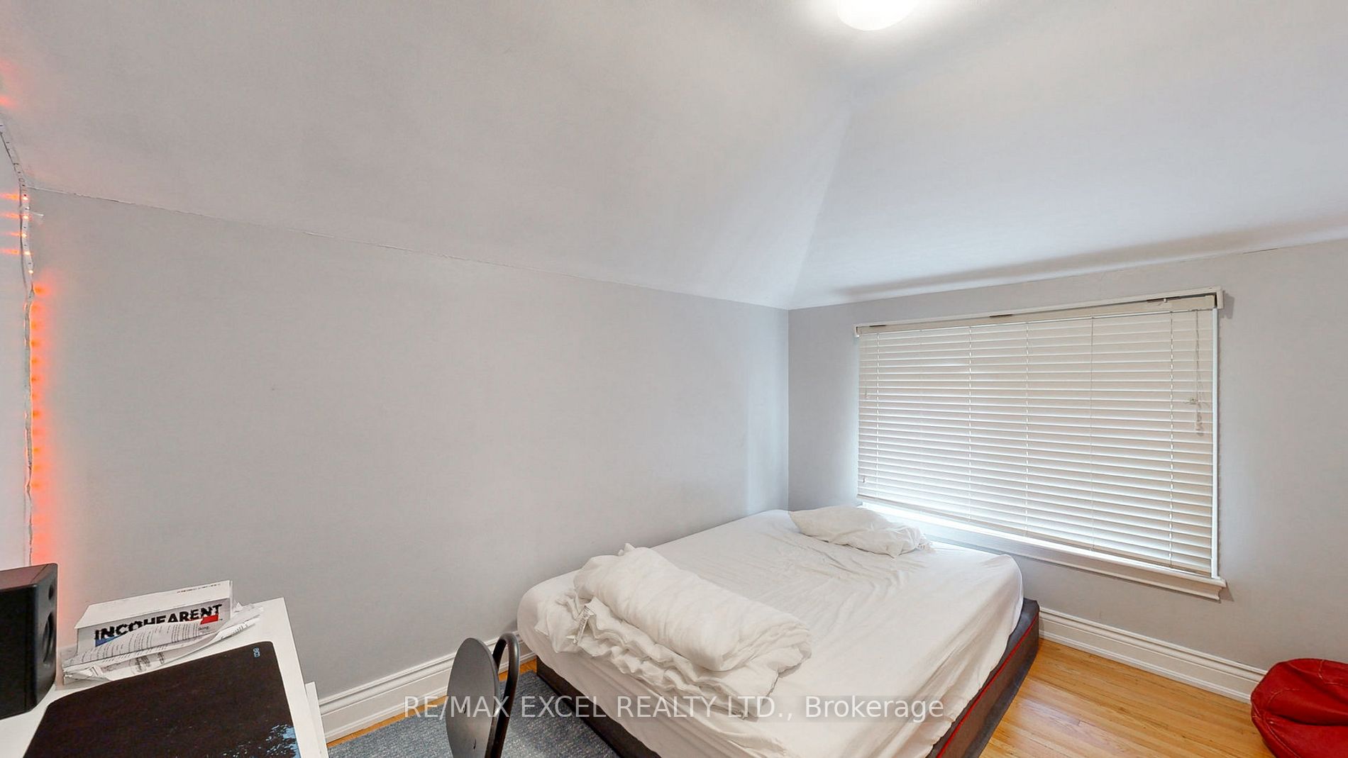 375 Lawrence Ave W