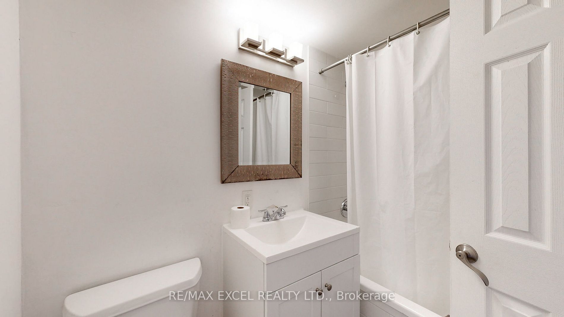 375 Lawrence Ave W