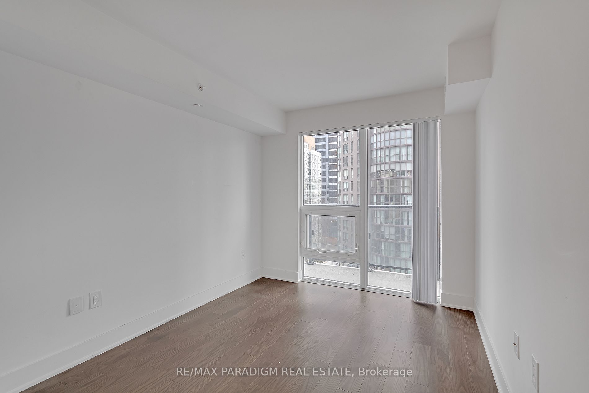 955 Bay St, #2501