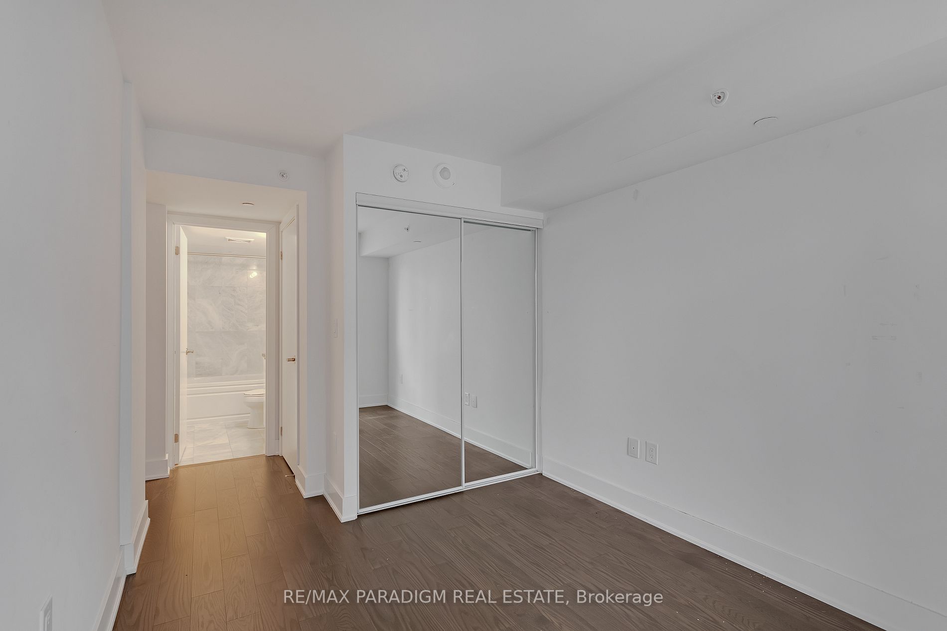 955 Bay St, #2501