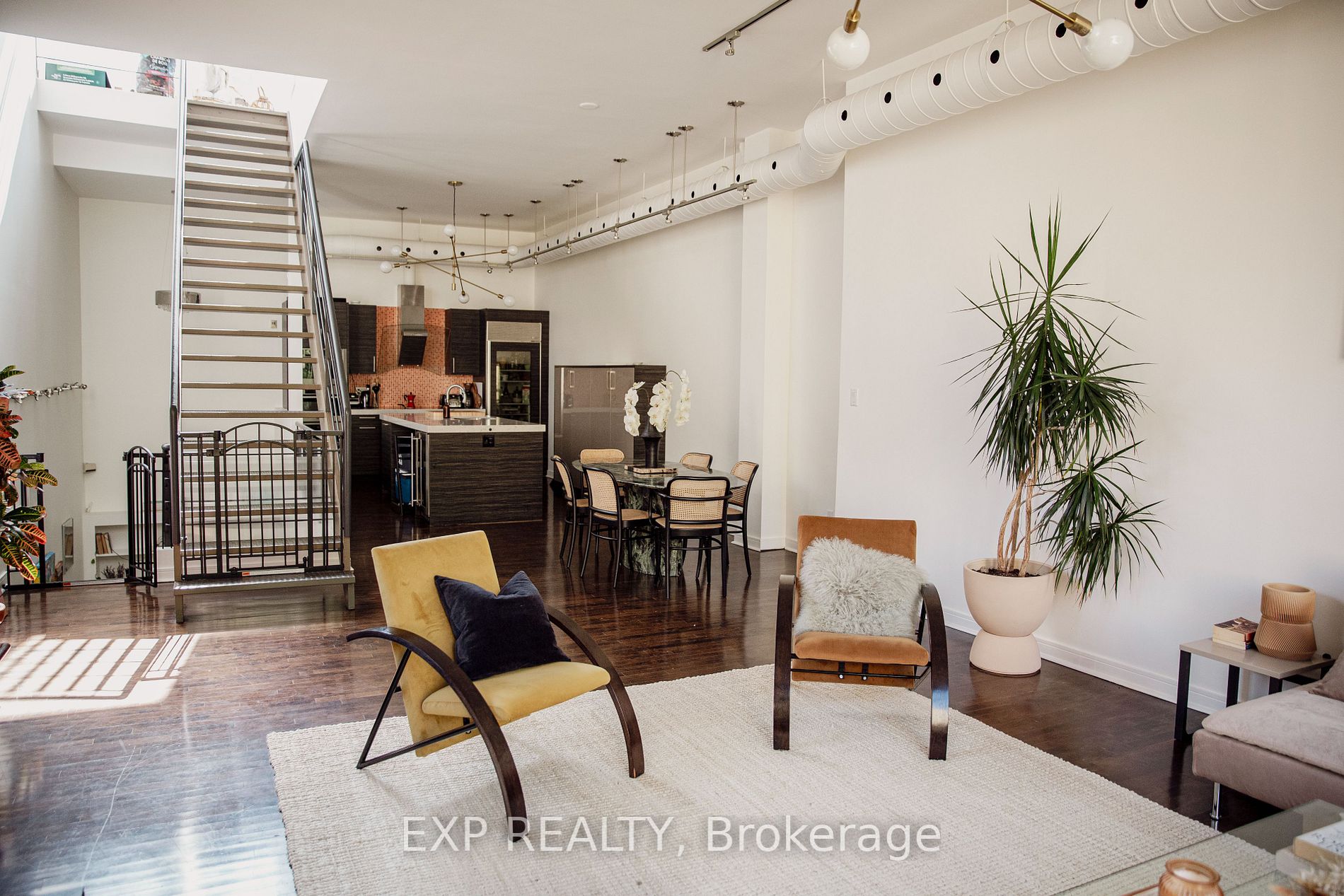 306 Sackville St, #4