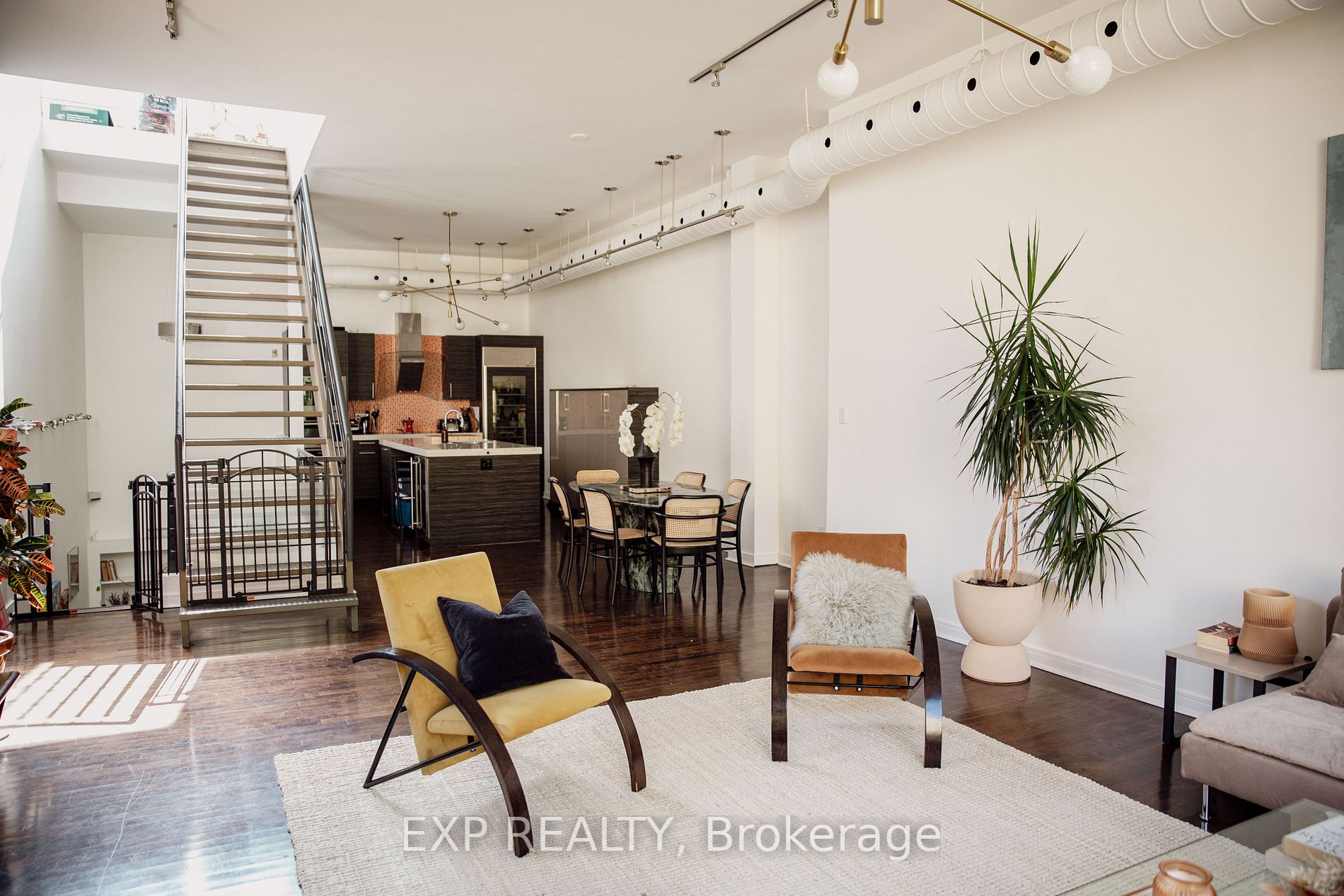 306 Sackville St, #4