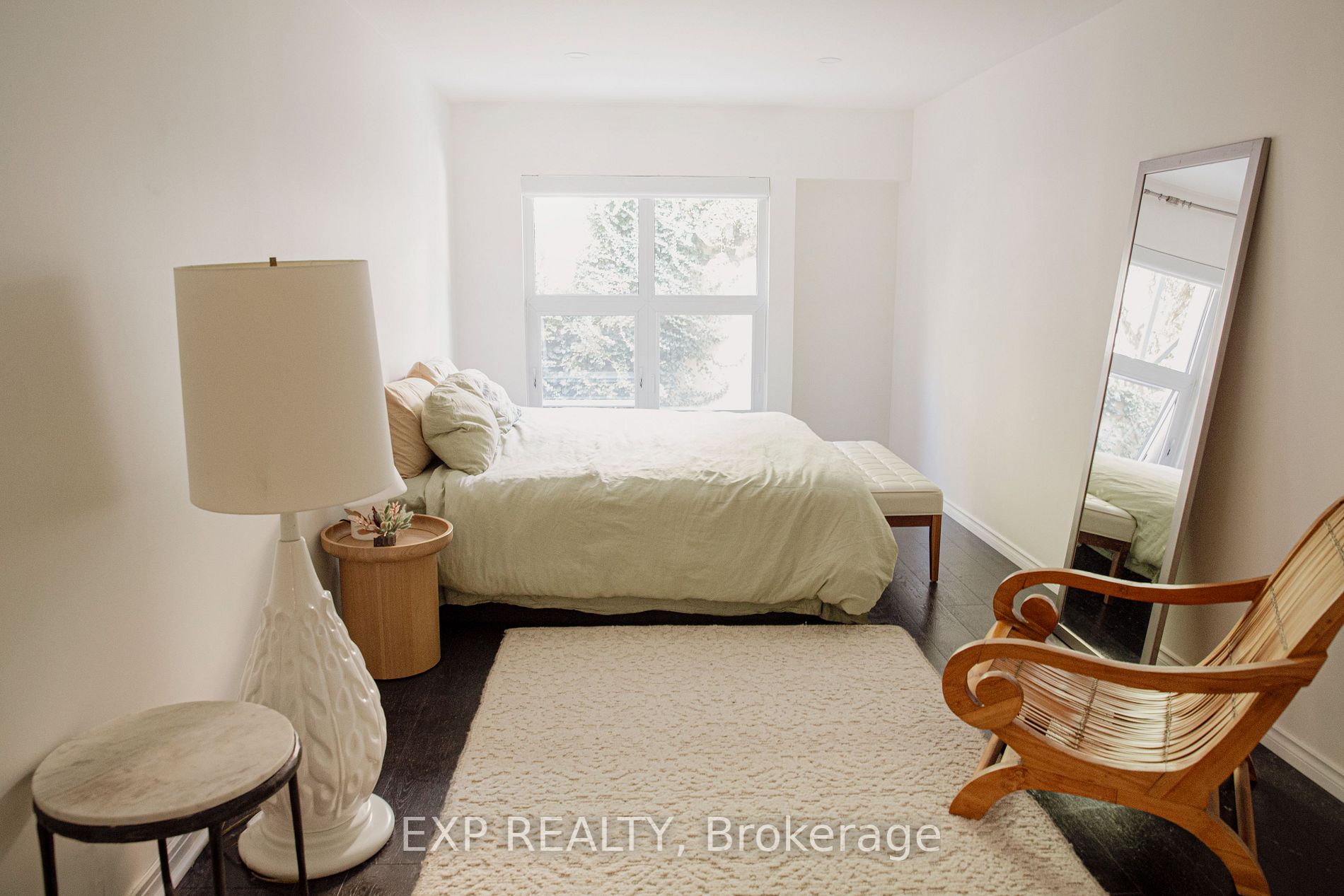 306 Sackville St, #4
