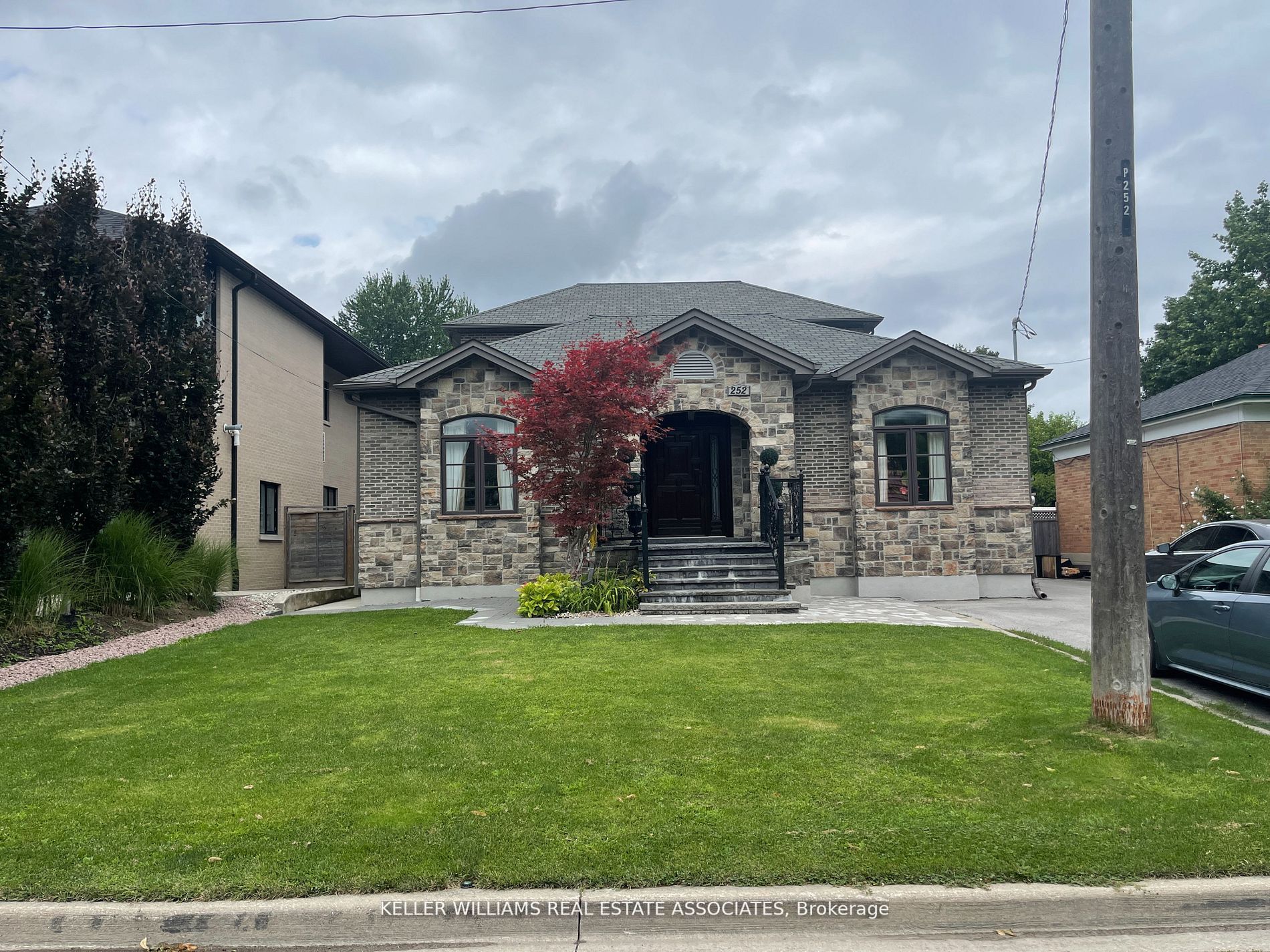 252 Codsell Avenue, #Bsmt