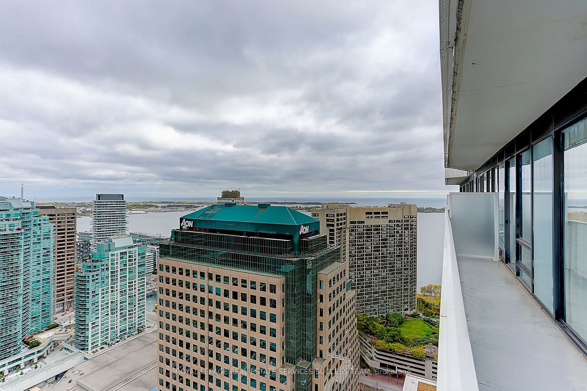 88 Harbour St, #3804