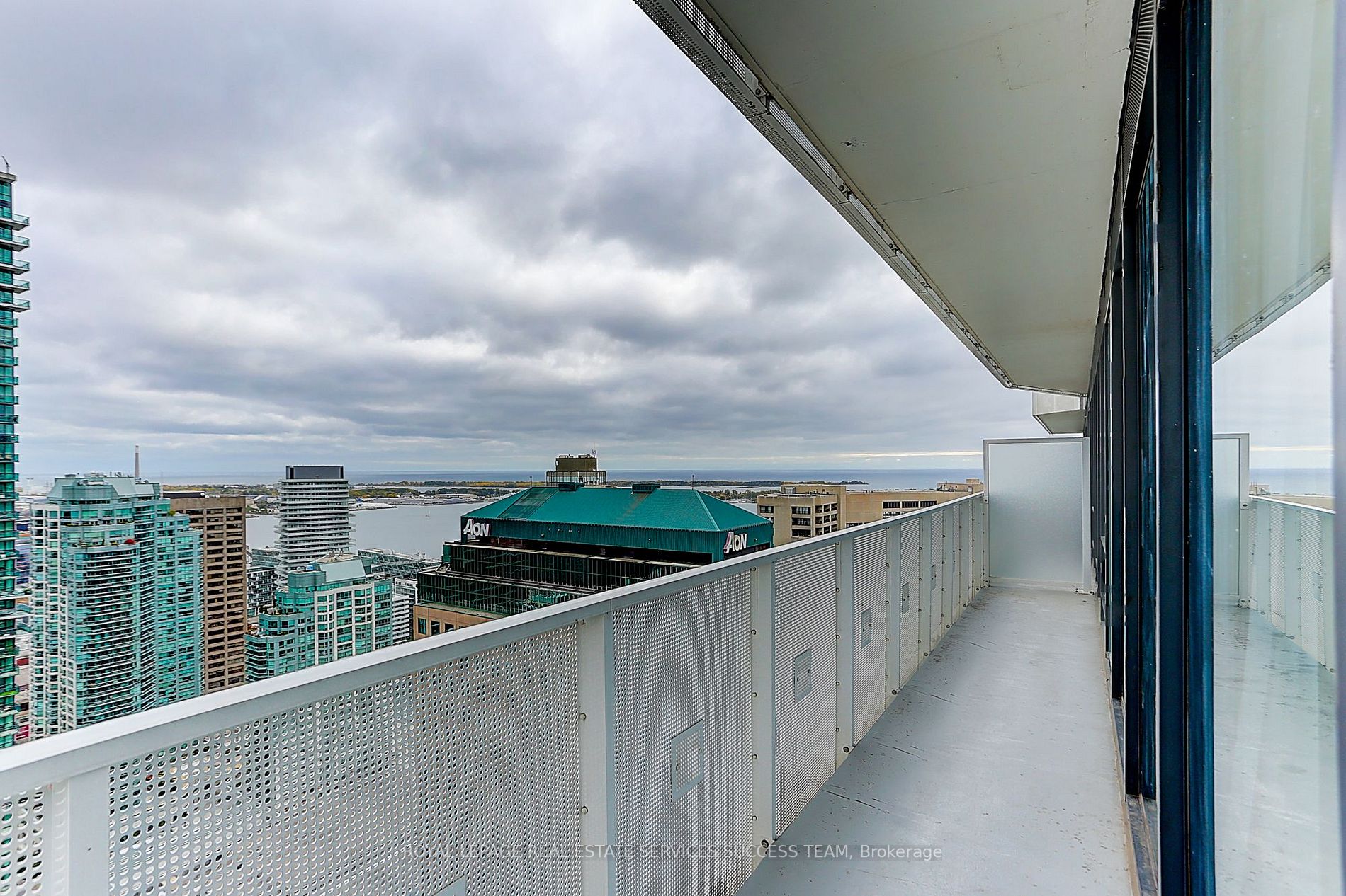 88 Harbour St, #3804