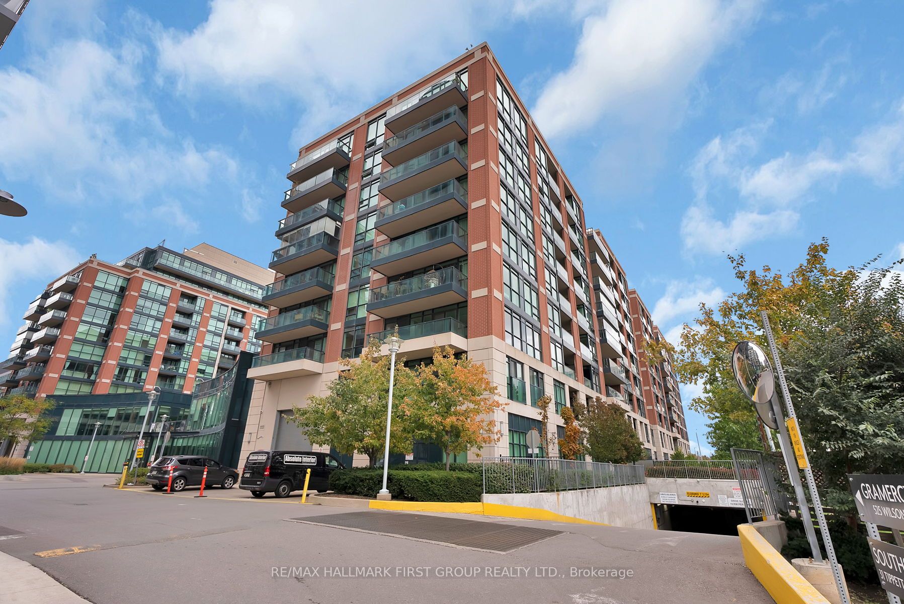 525 Wilson Ave, #907