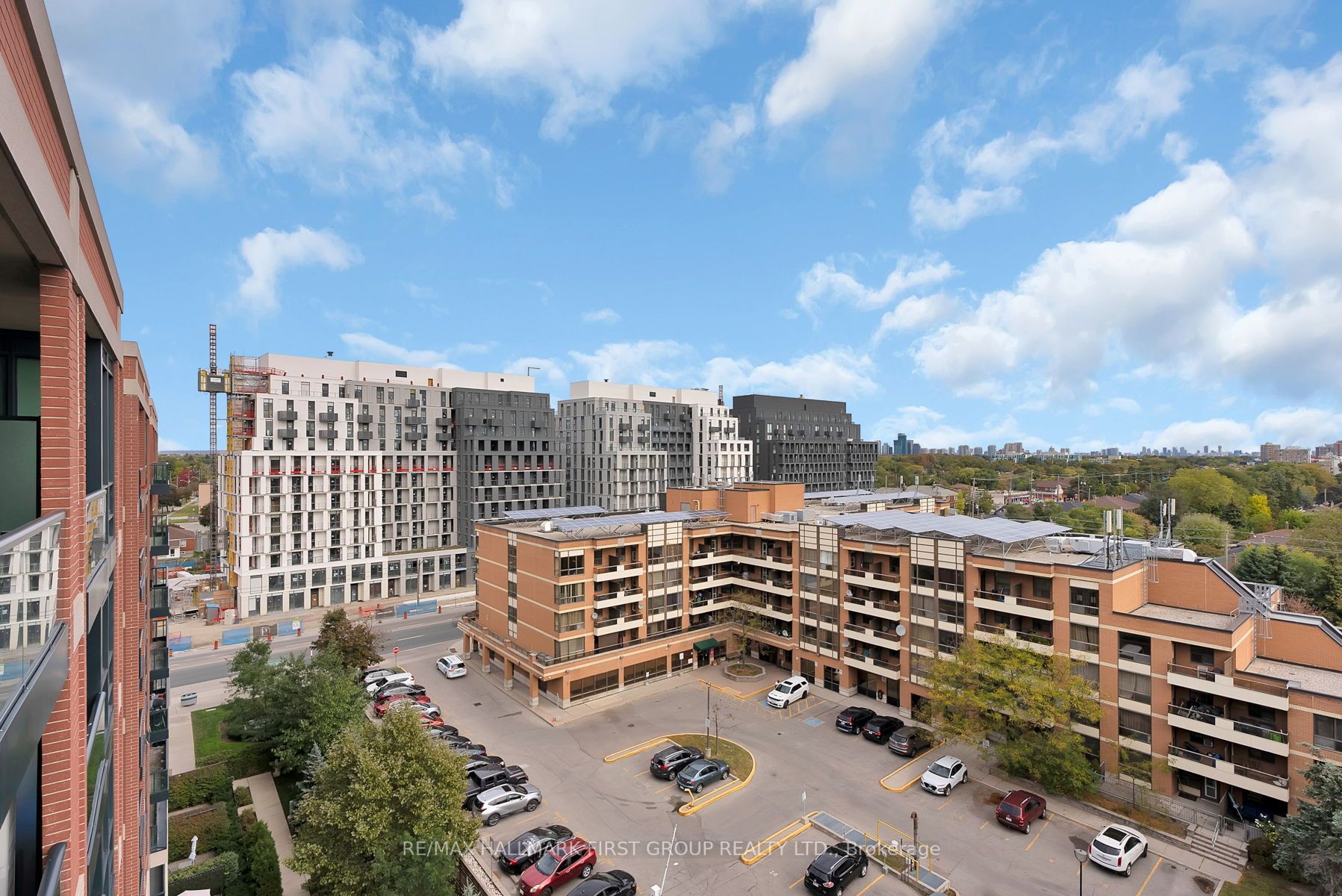 525 Wilson Ave, #907