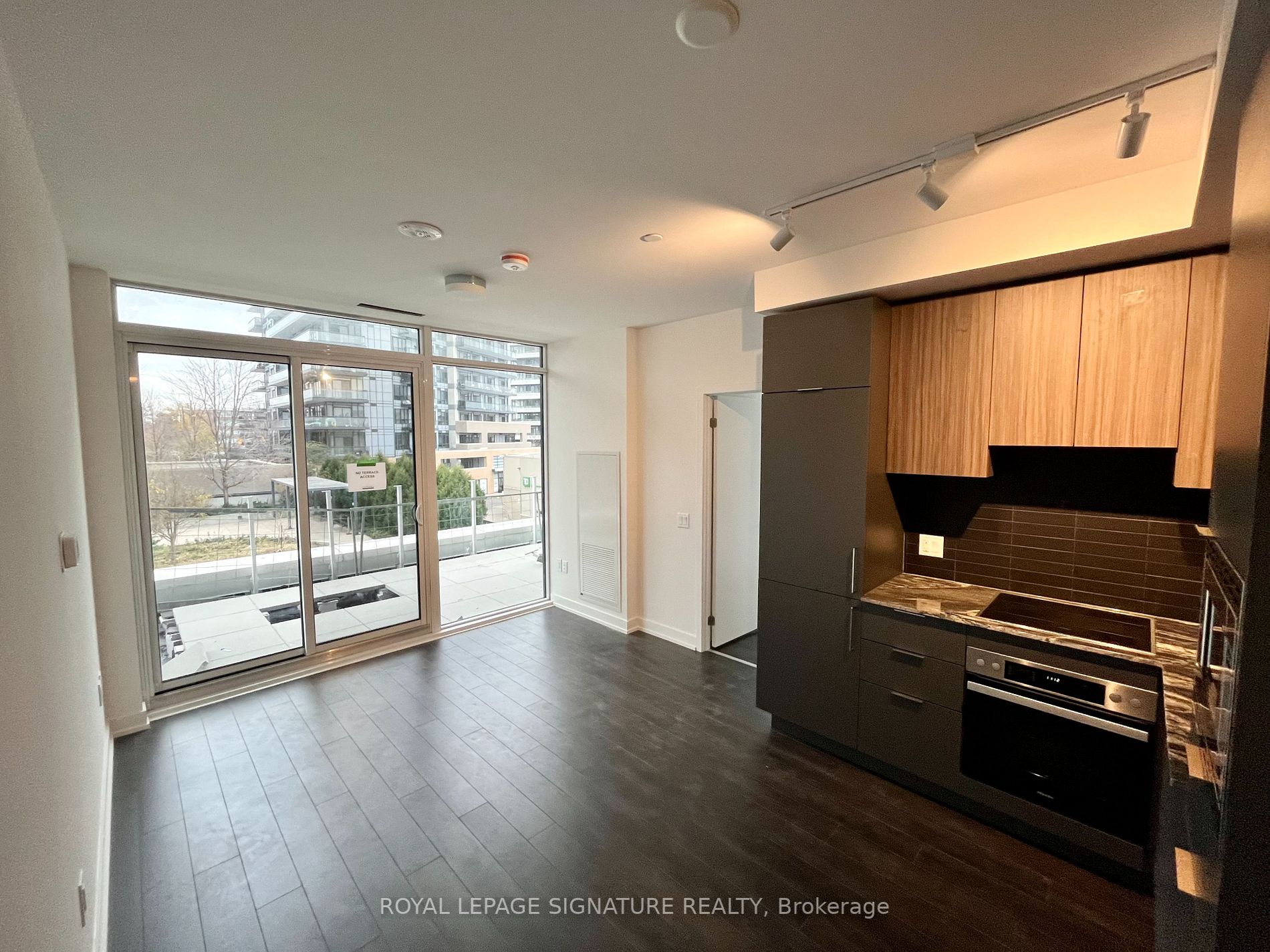 50 O'neill Road, #218