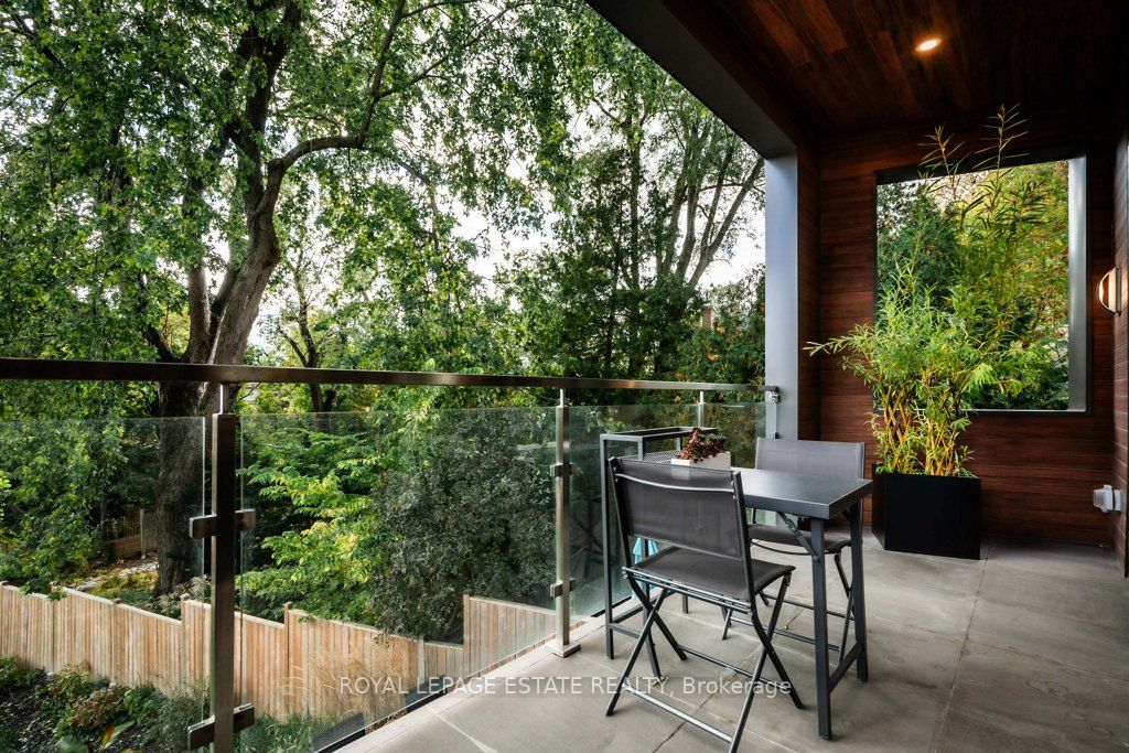 32 Servington Cres