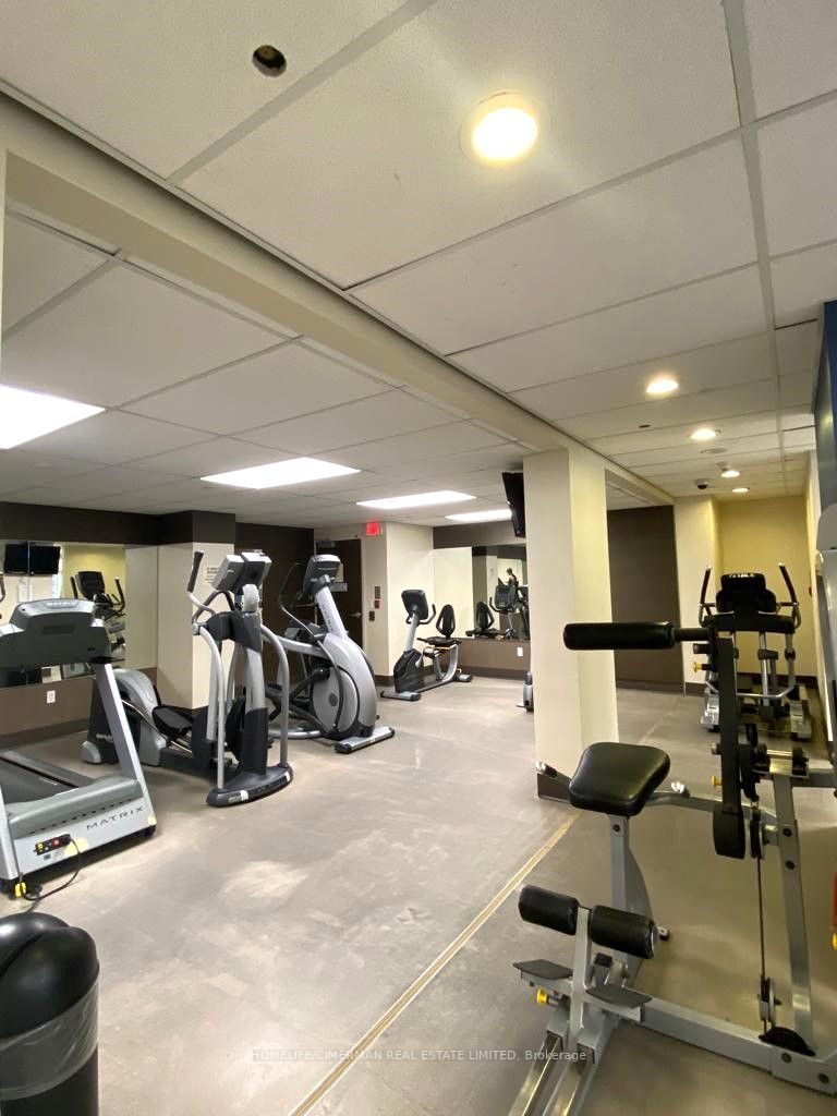 33 Sheppard Ave E, #1811