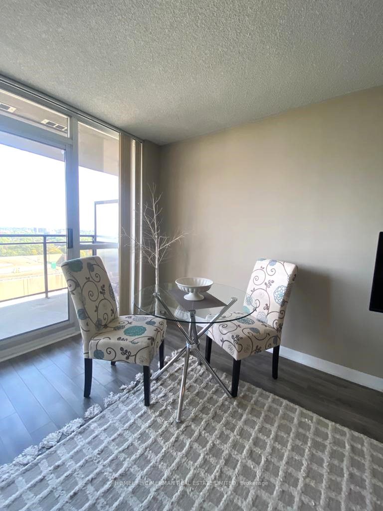 33 Sheppard Ave E, #1811