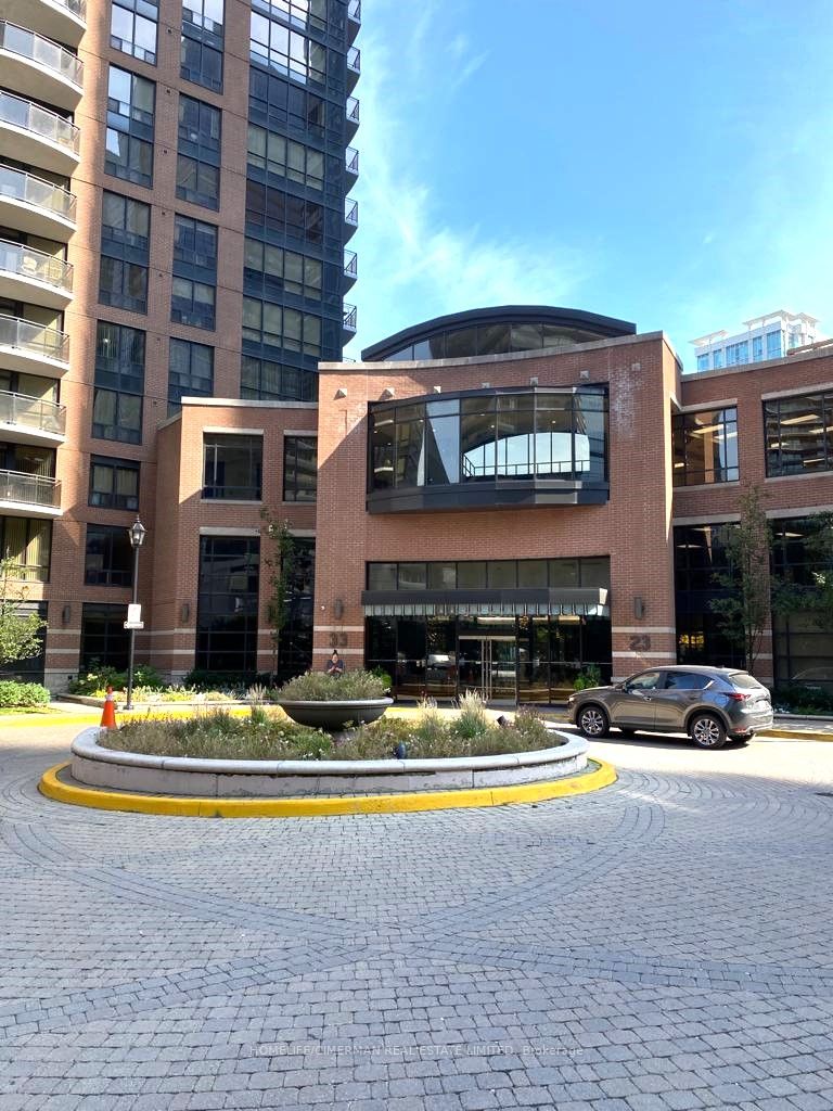 33 Sheppard Ave E, #1811