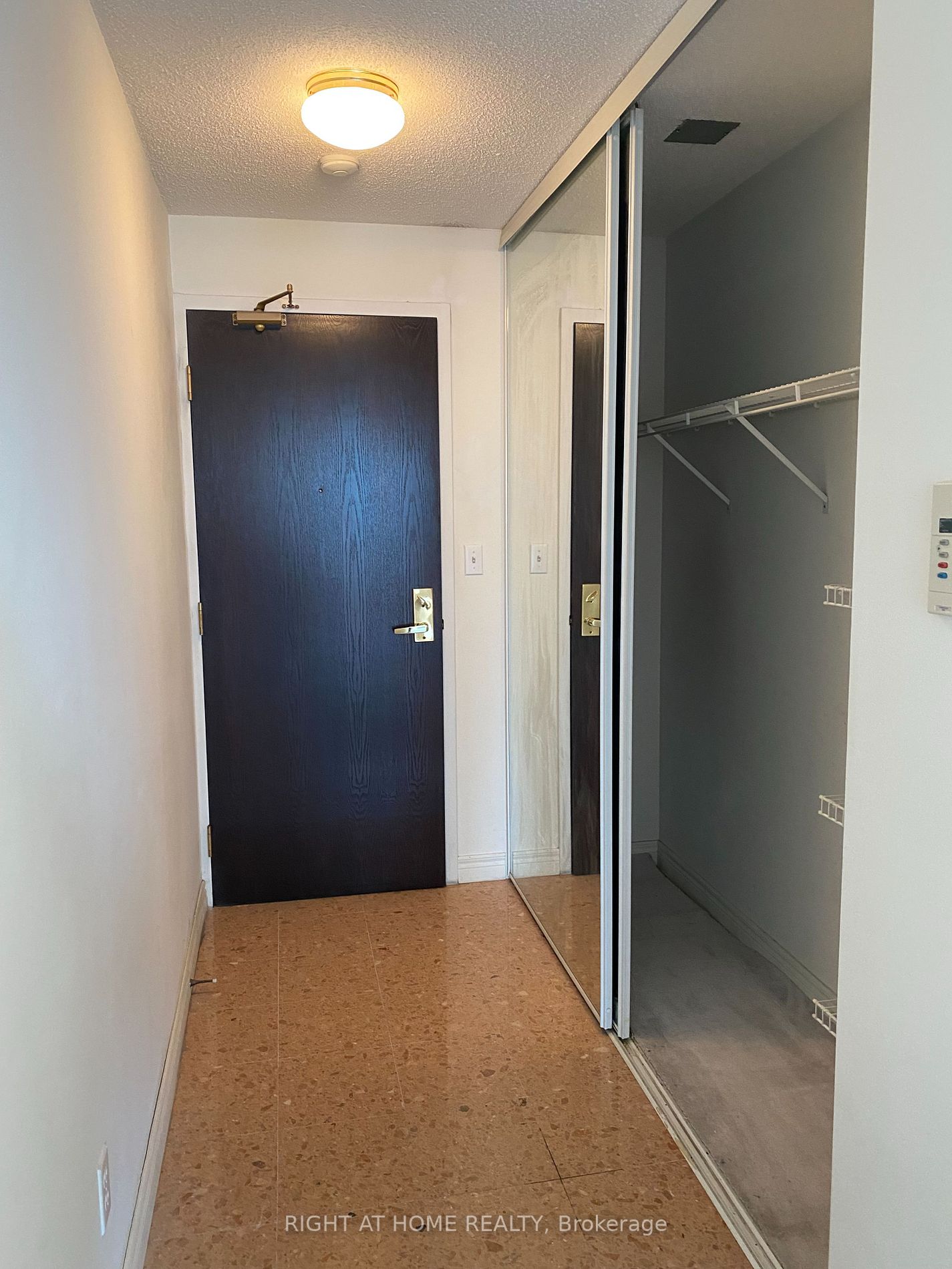 28 Empress Ave, #1001