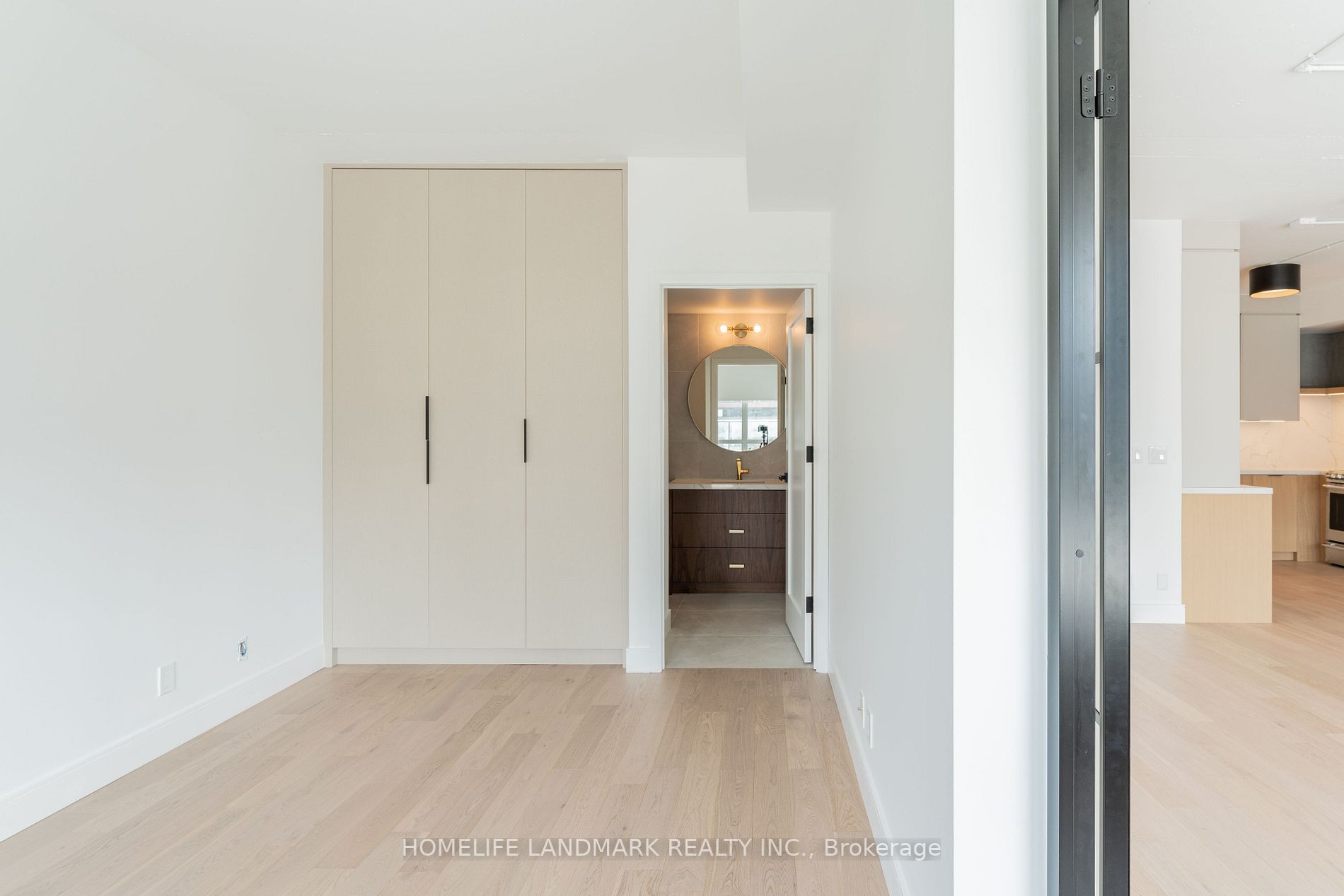 478 King Street W, #806