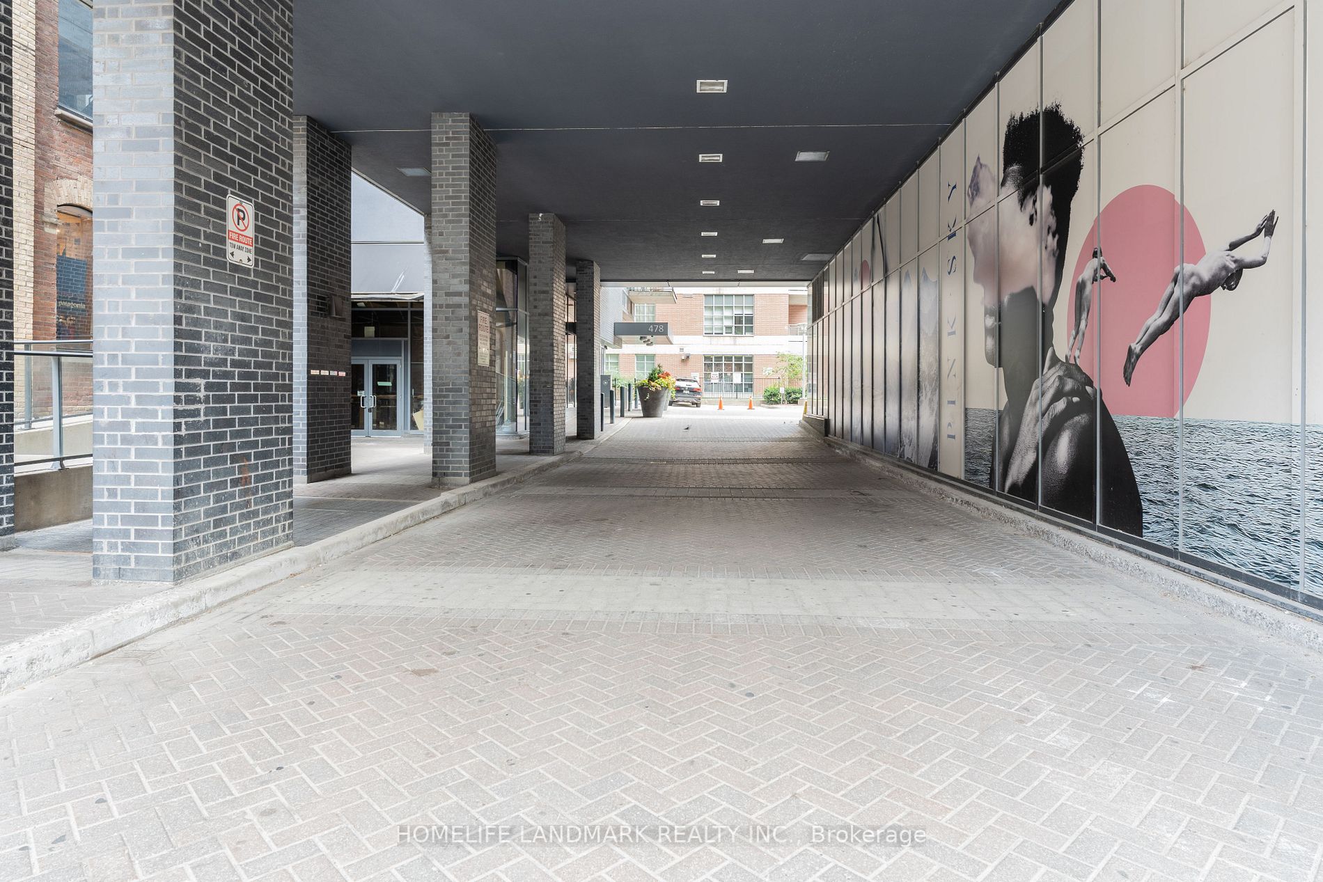 478 King Street W, #806