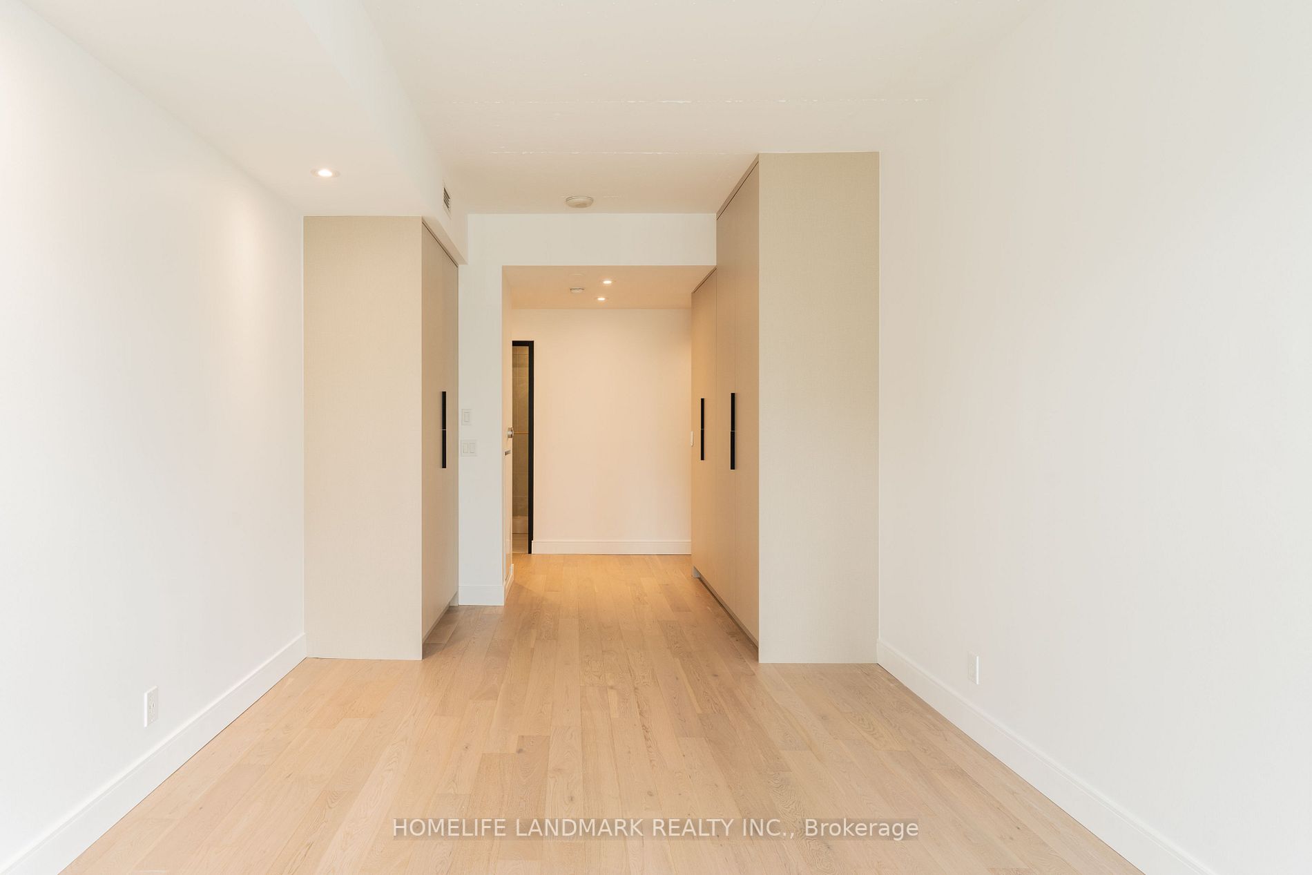 478 King Street W, #806