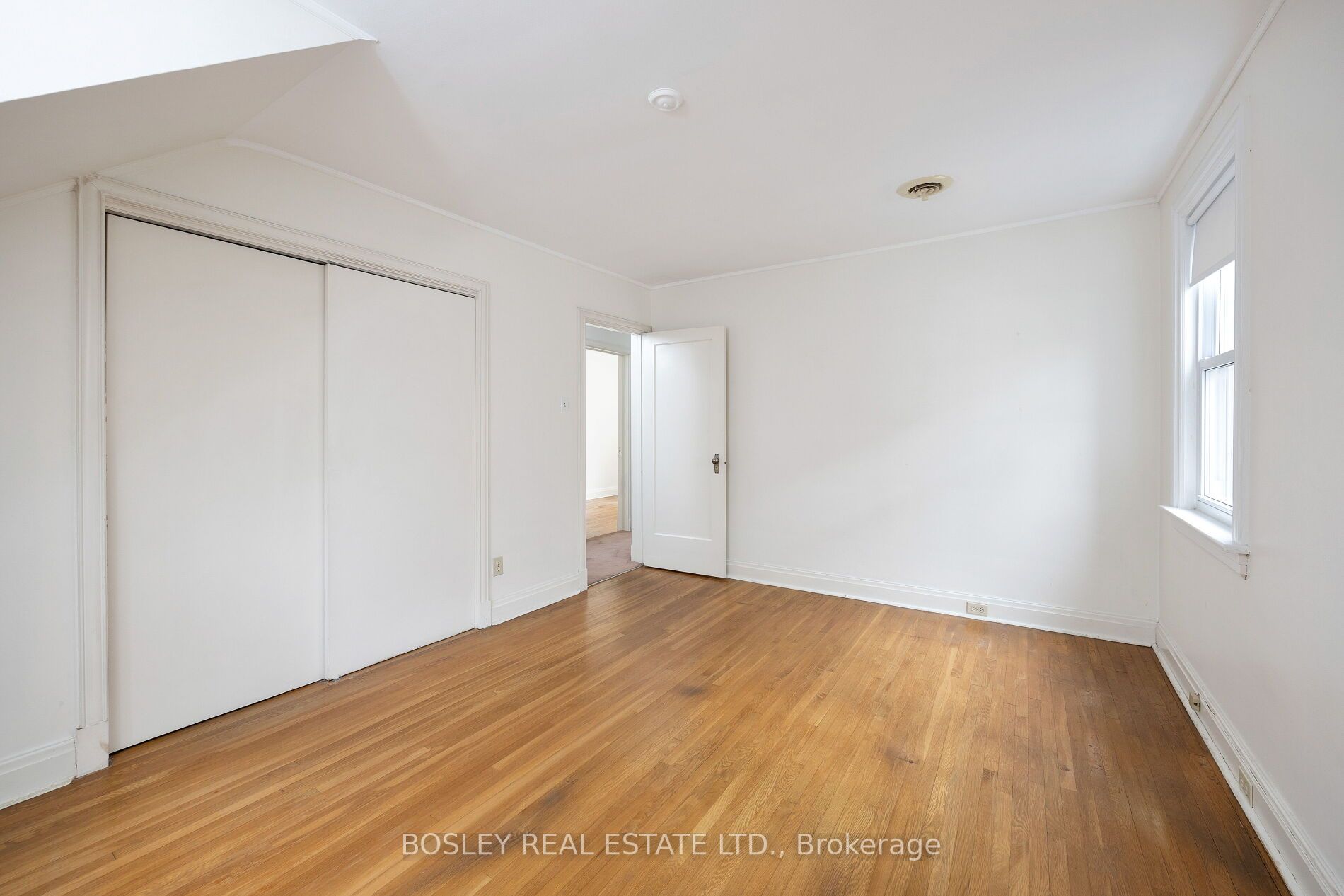 12 Southlea Ave