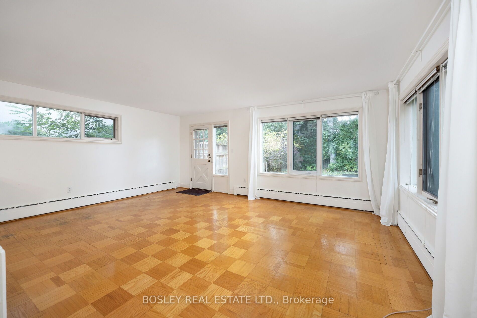 12 Southlea Ave