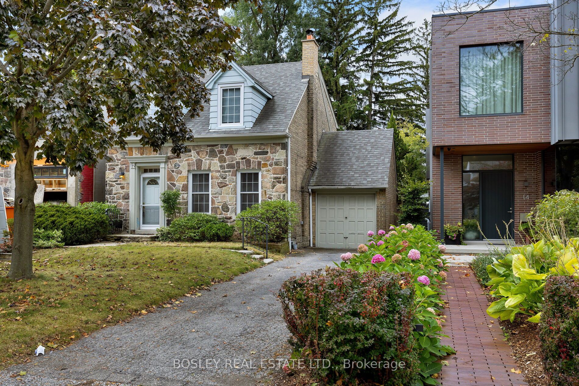 12 Southlea Ave