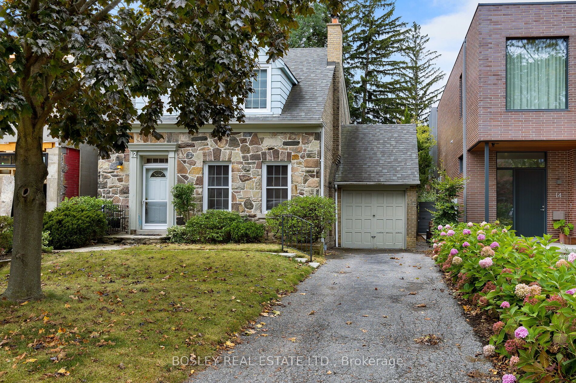 12 Southlea Ave