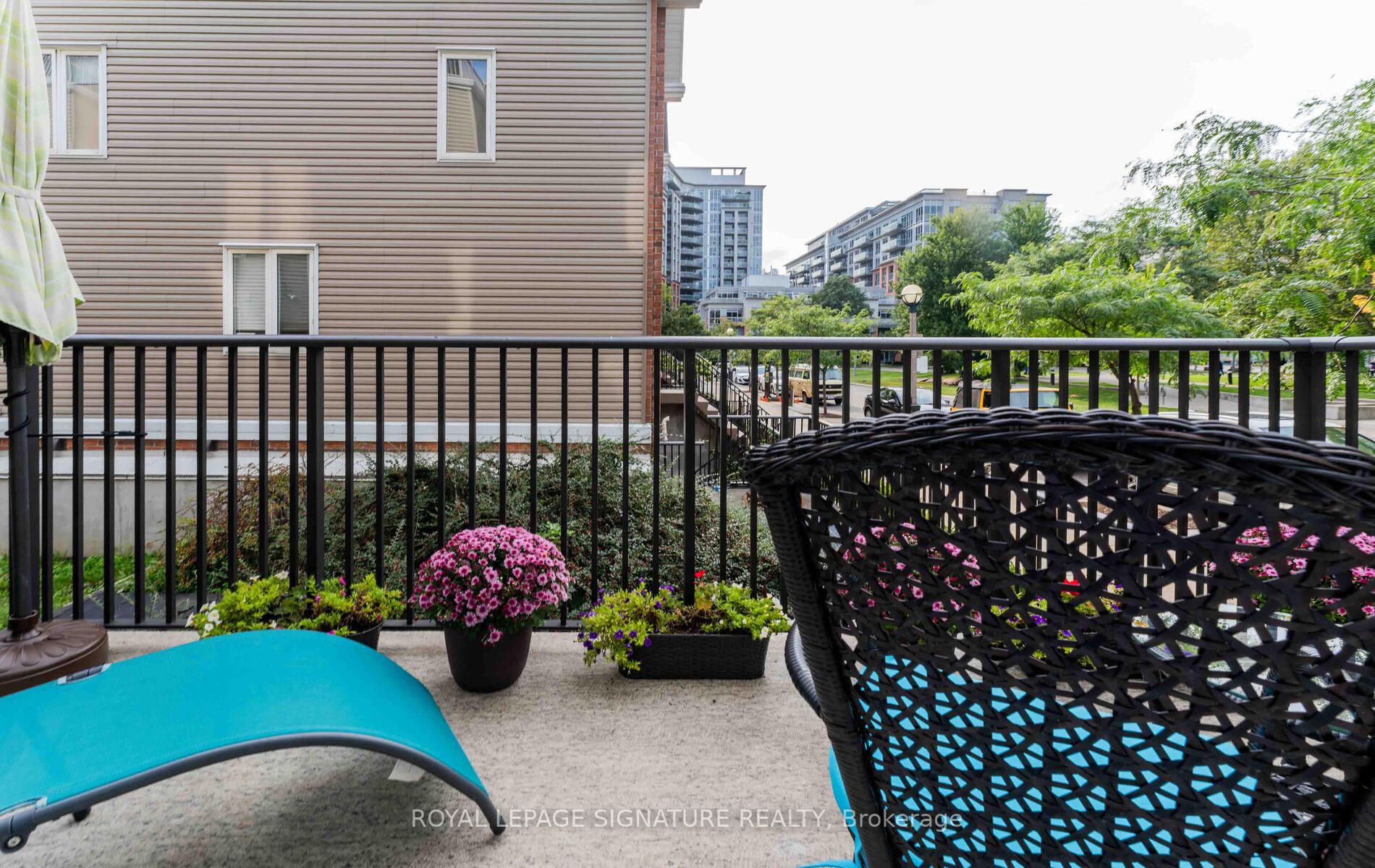 29 Canniff St, #Th402