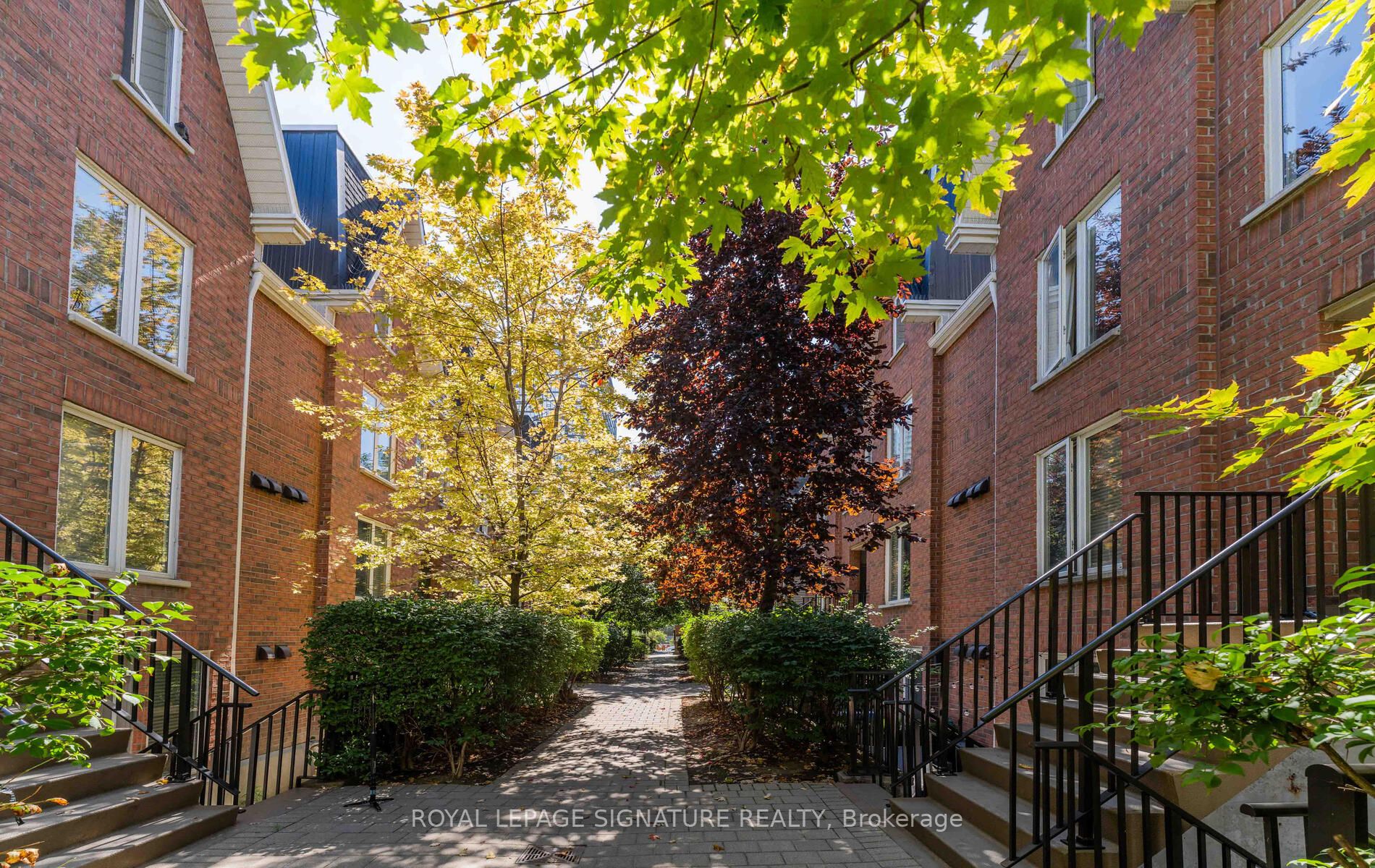29 Canniff St, #Th402