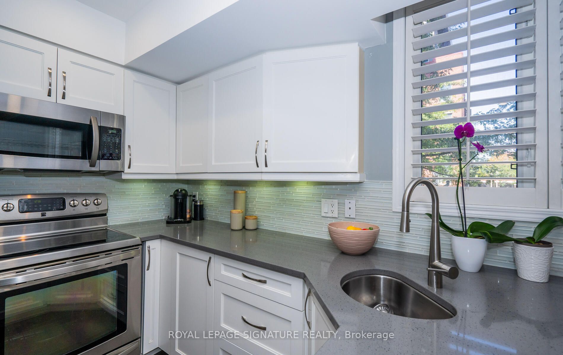 29 Canniff St, #Th402