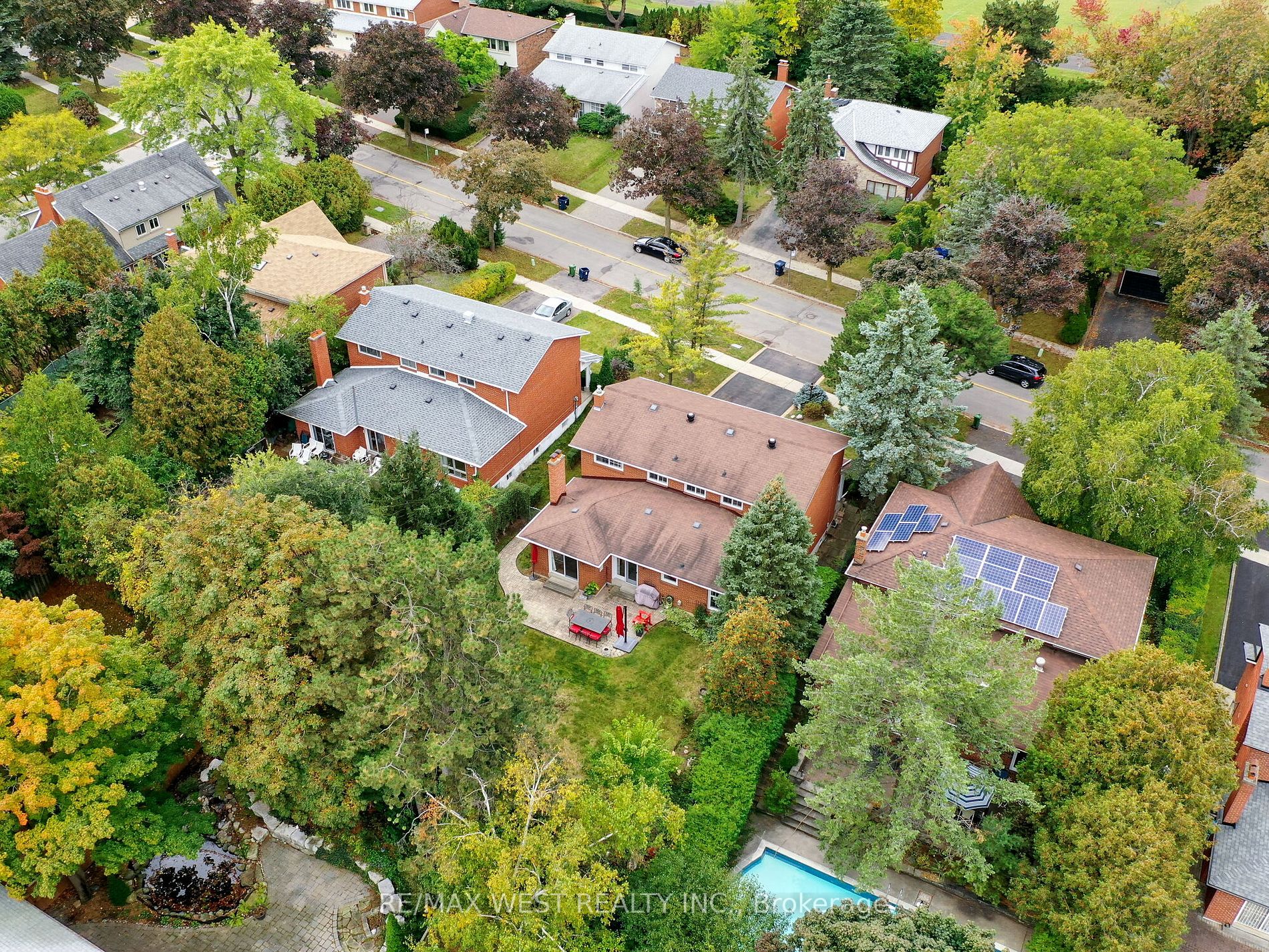 703 Conacher Drive