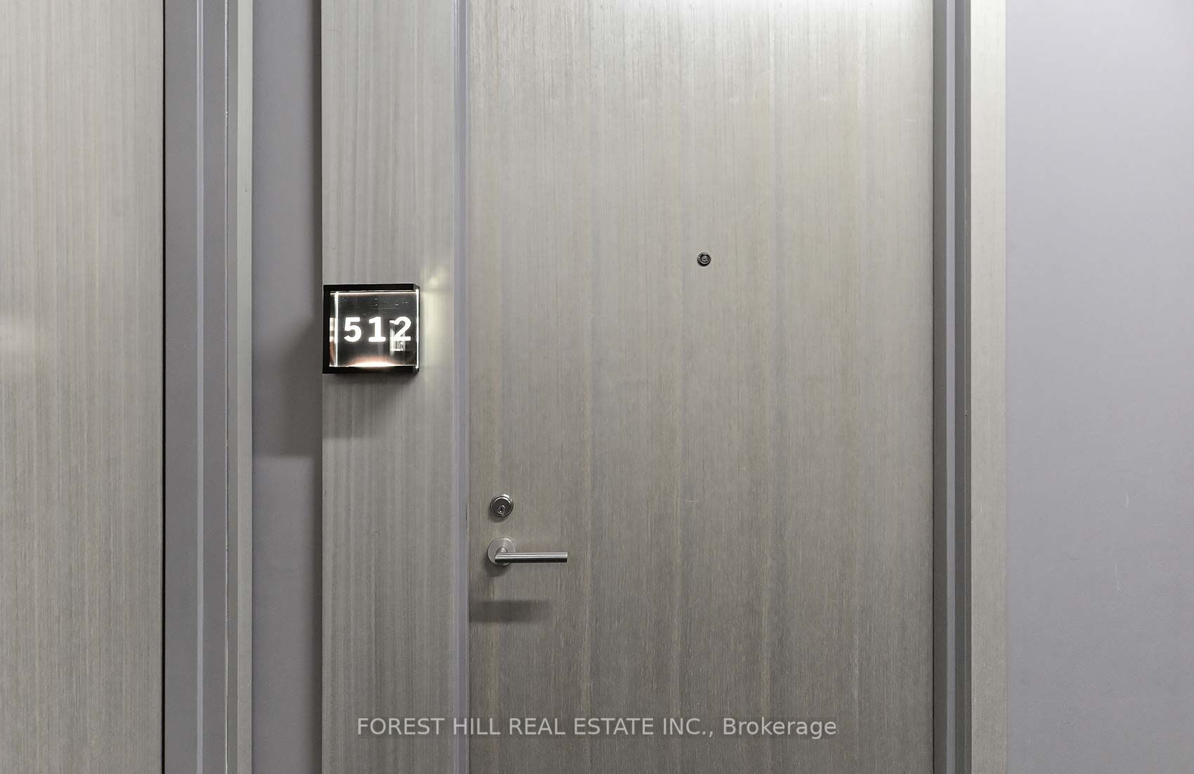 111 Bathurst St, #512